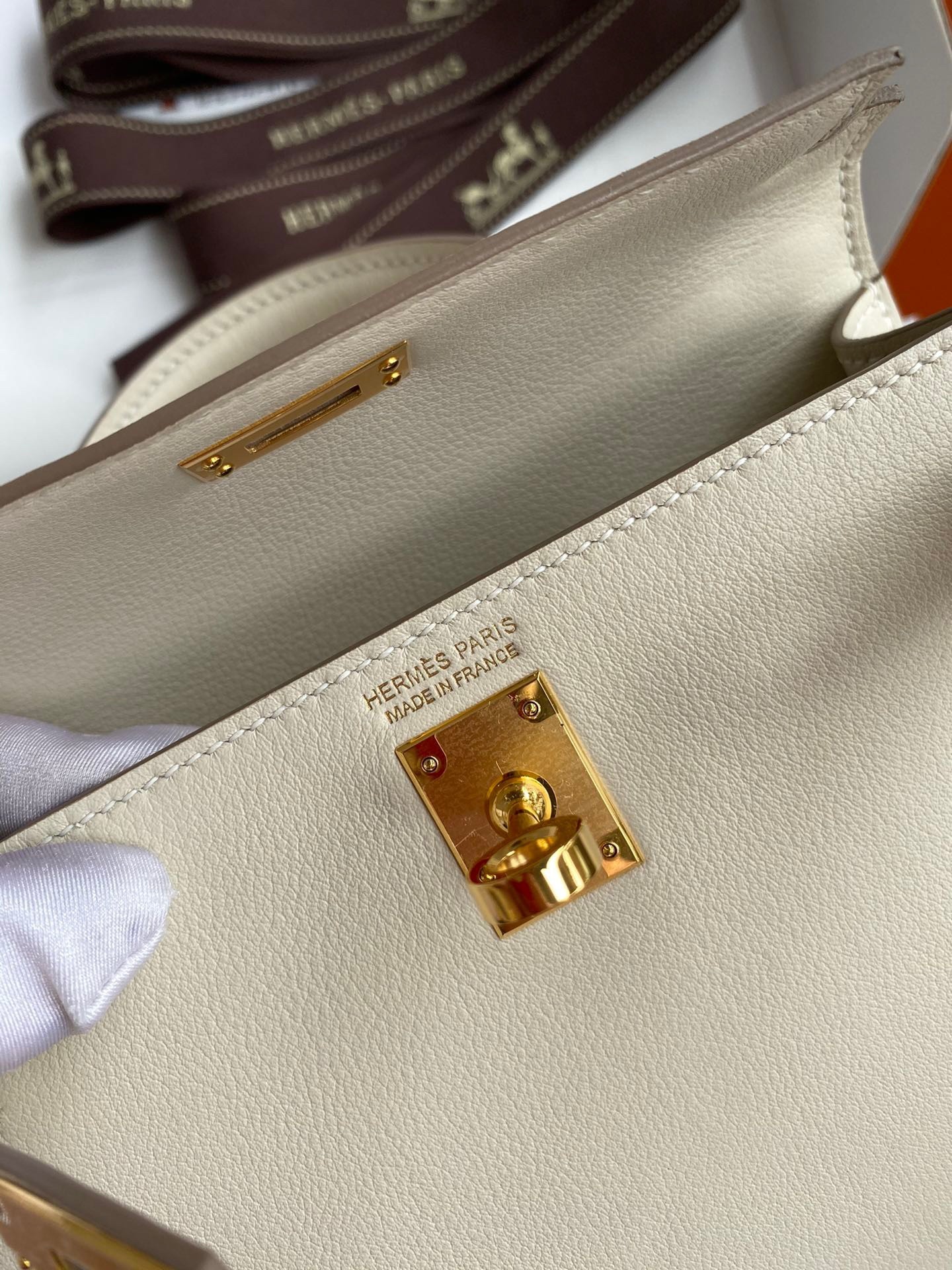 H**mes kelly mini ii sellier handmade bag in craie swift calfskin