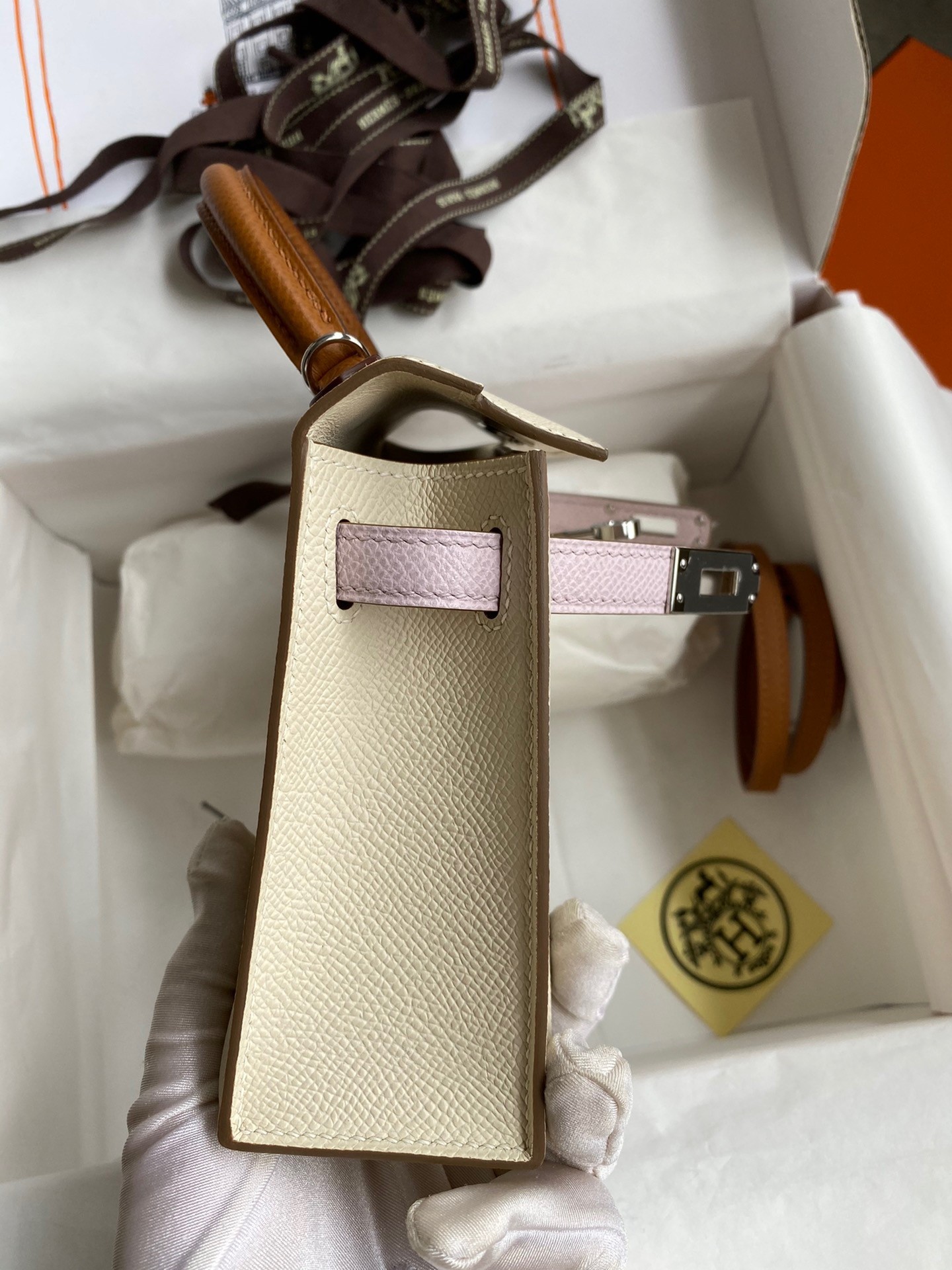 H**mes hss kelly mini ii sellier tri-color bag in craie/pink/gold epsom calfskin