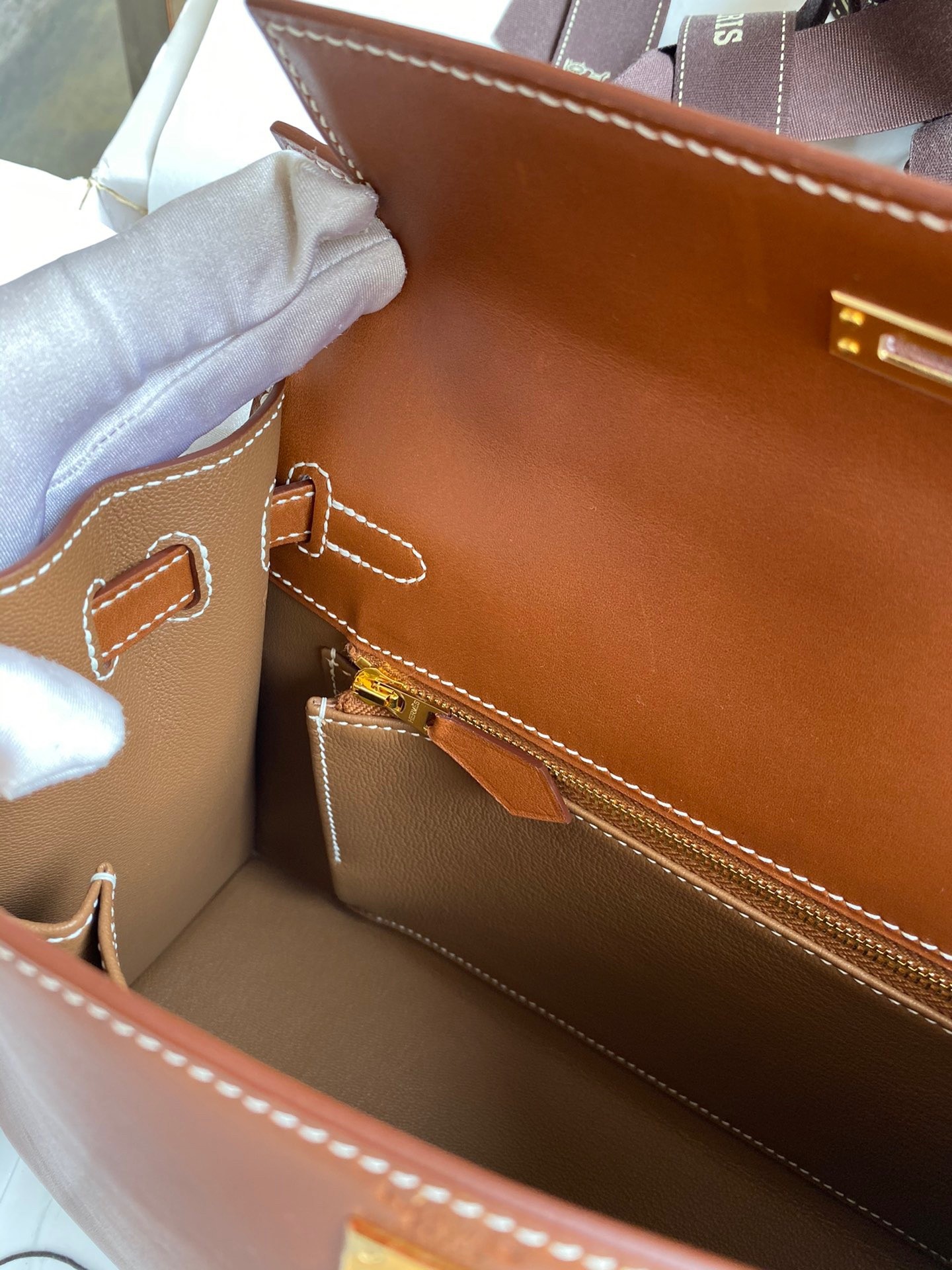H**mes kelly sellier 25 handmade bag in gold barenia calfskin