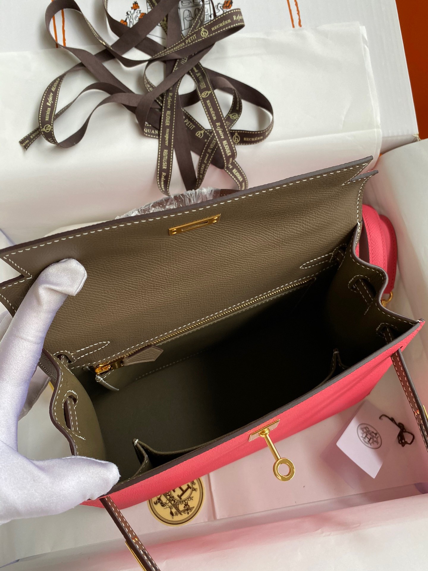 H**mes kelly sellier 25 bicolor bag in rose extremea nd taupe epsom calfskin