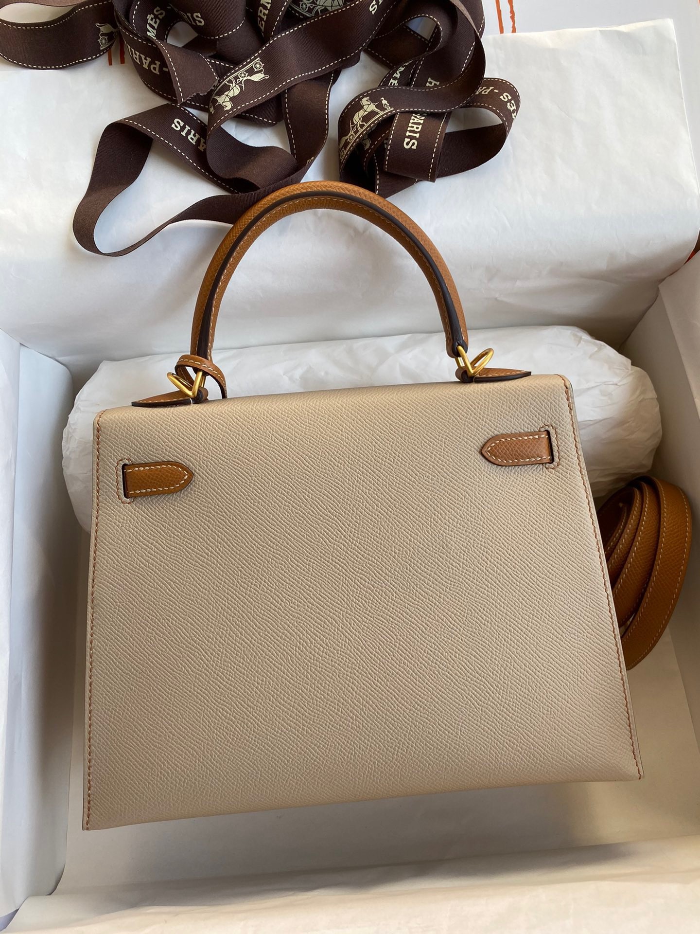 H**mes kelly sellier 25 bicolor bag in trench and gold epsom calfskin