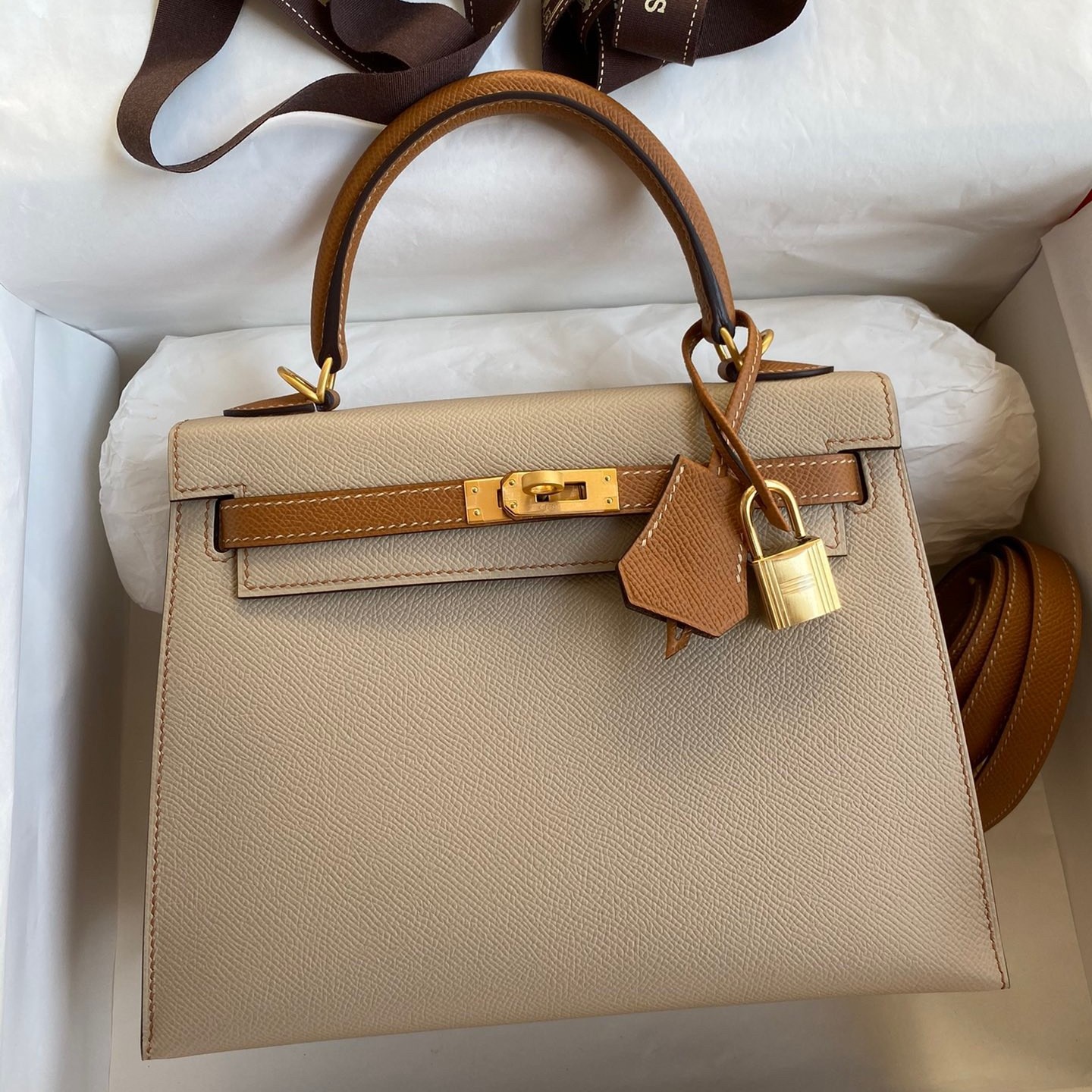 H**mes kelly sellier 25 bicolor bag in trench and gold epsom calfskin