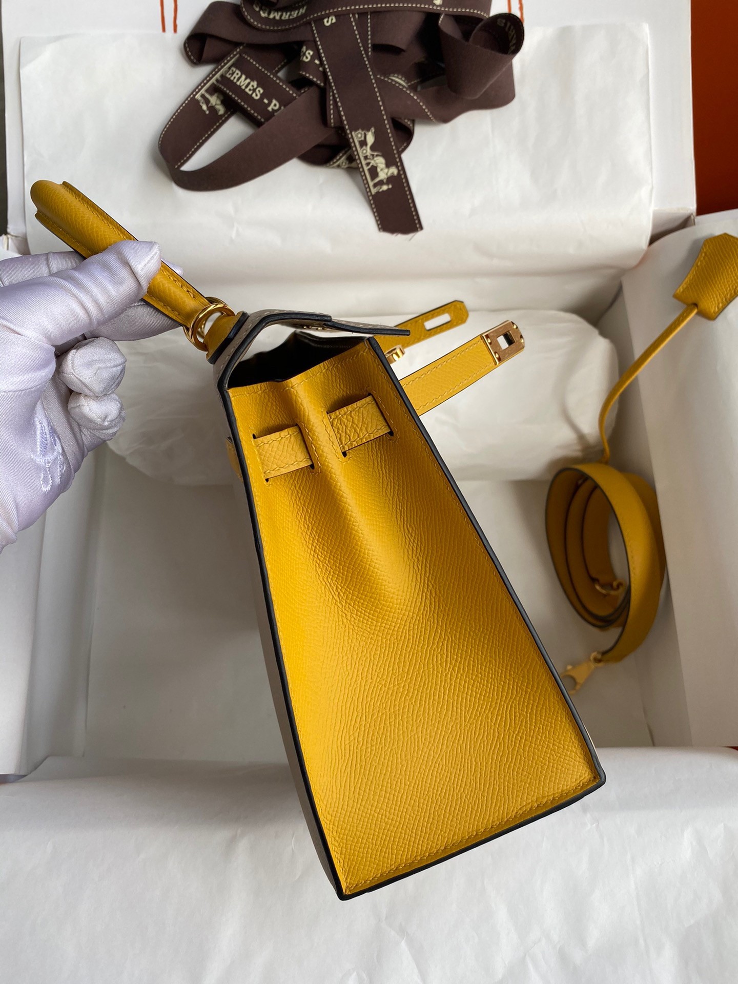H**mes kelly sellier 25 bicolor bag in trench and yellow epsom calfskin