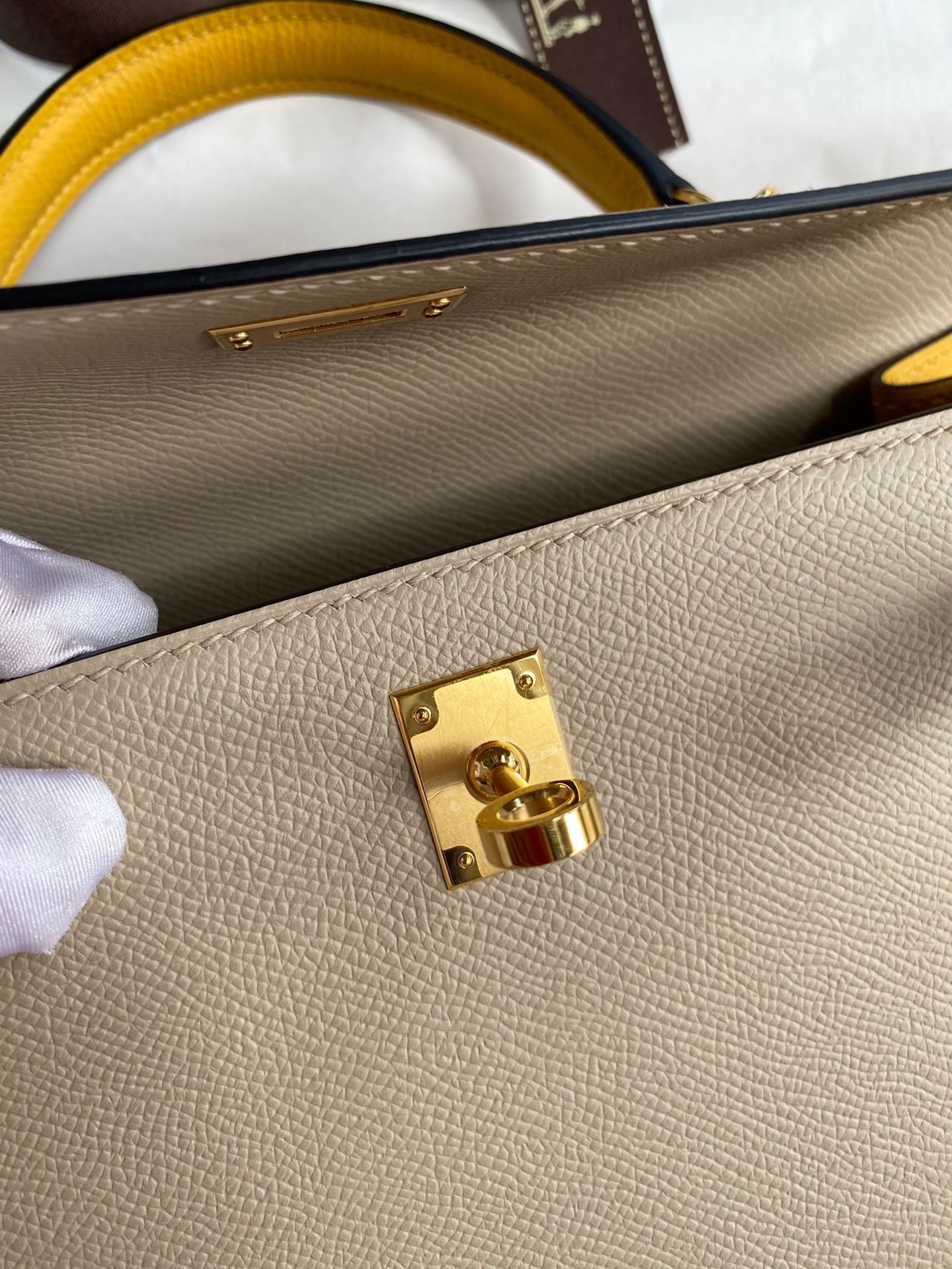 H**mes kelly sellier 25 bicolor bag in trench and yellow epsom calfskin