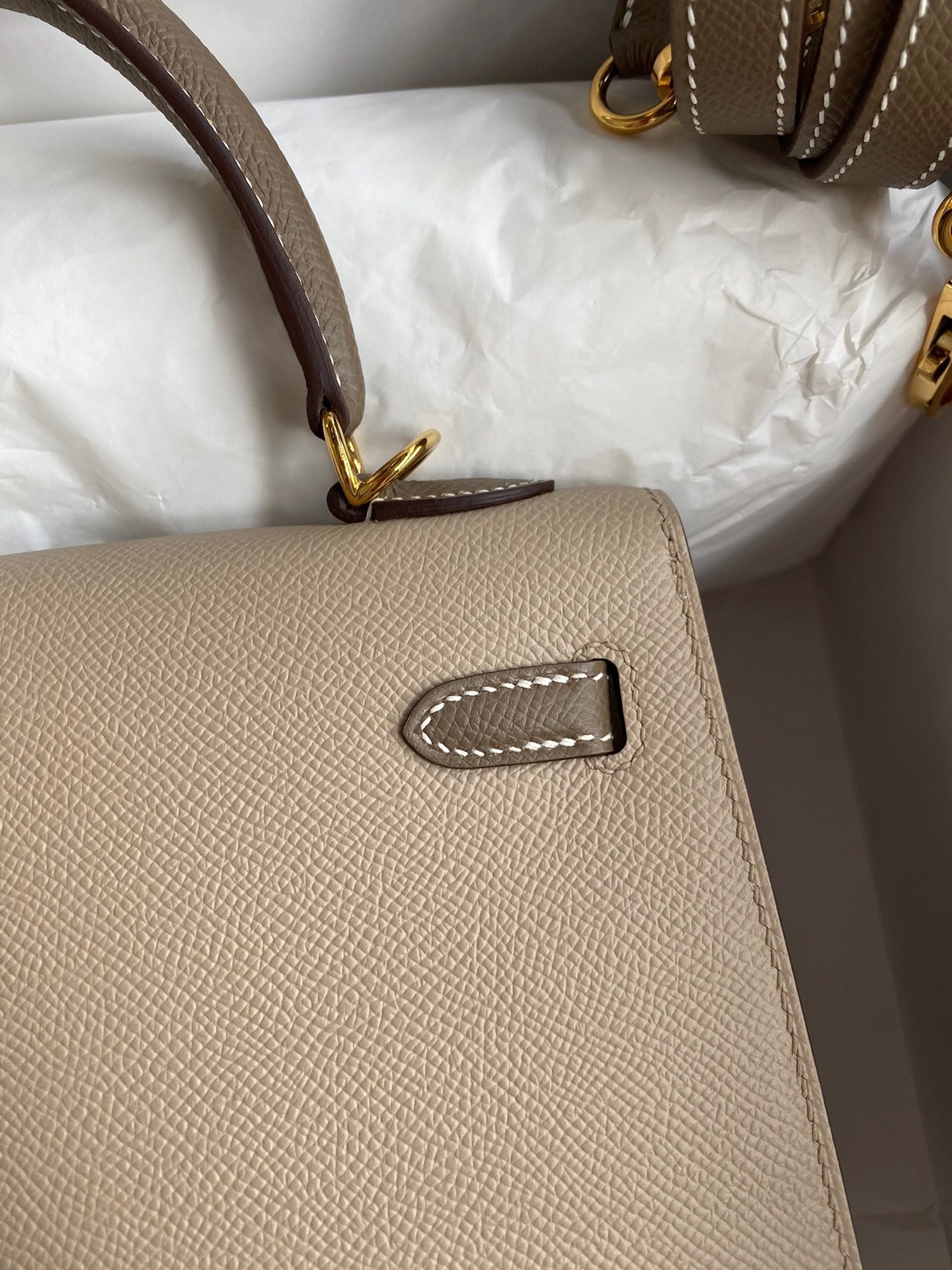 H**mes kelly sellier 25 bicolor bag in trench and taupe epsom calfskin