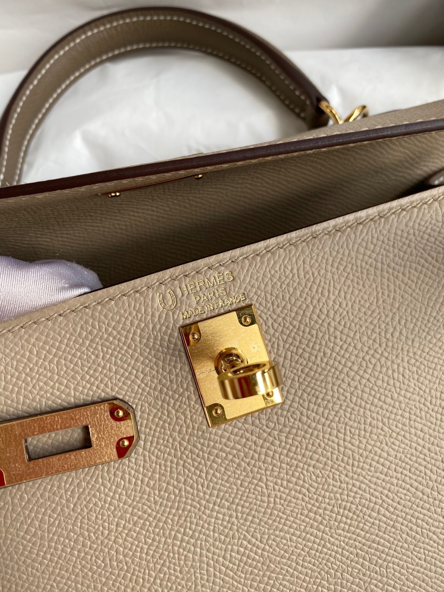 H**mes kelly sellier 25 bicolor bag in trench and taupe epsom calfskin