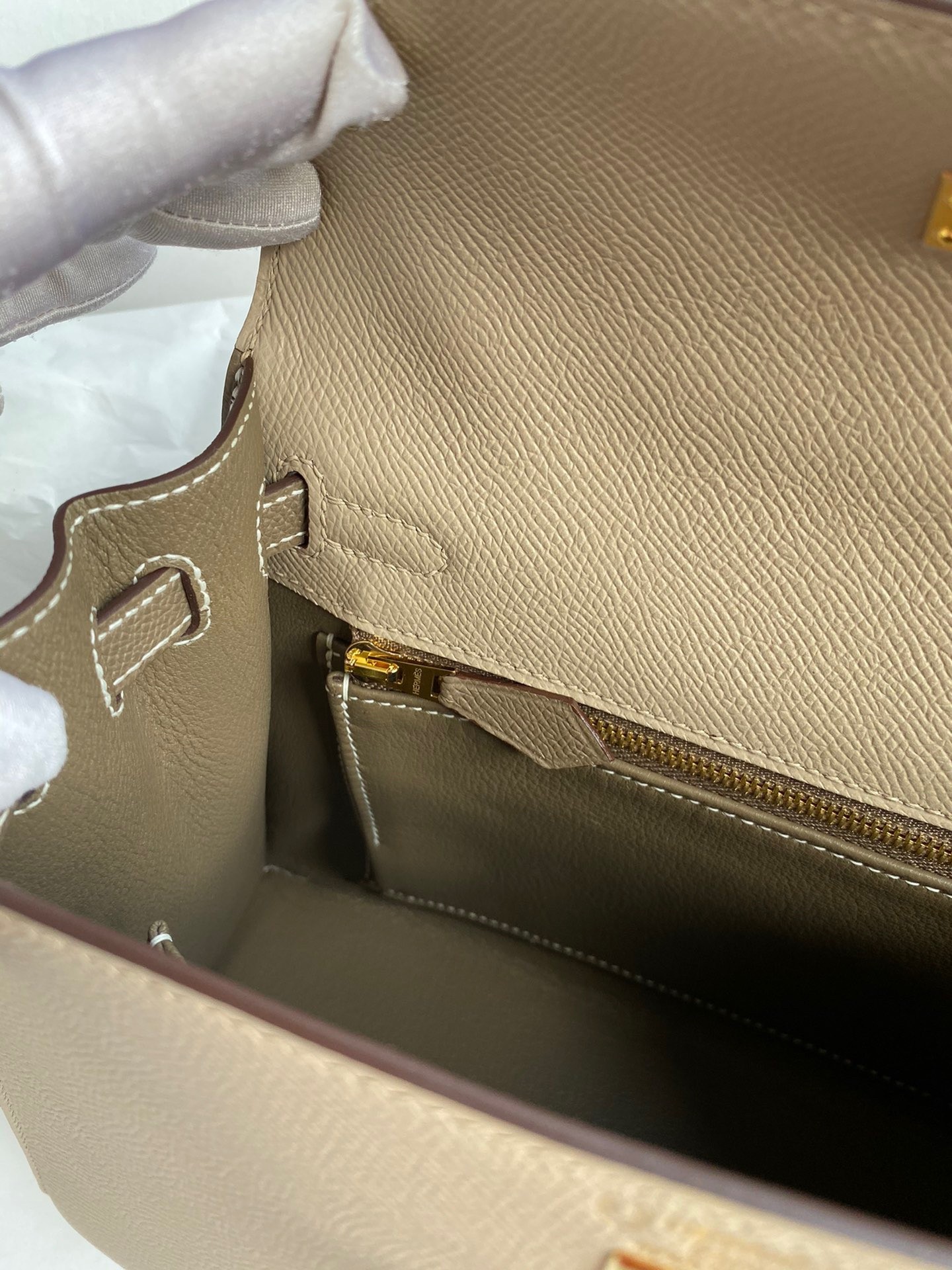 H**mes kelly sellier 25 bicolor bag in trench and taupe epsom calfskin
