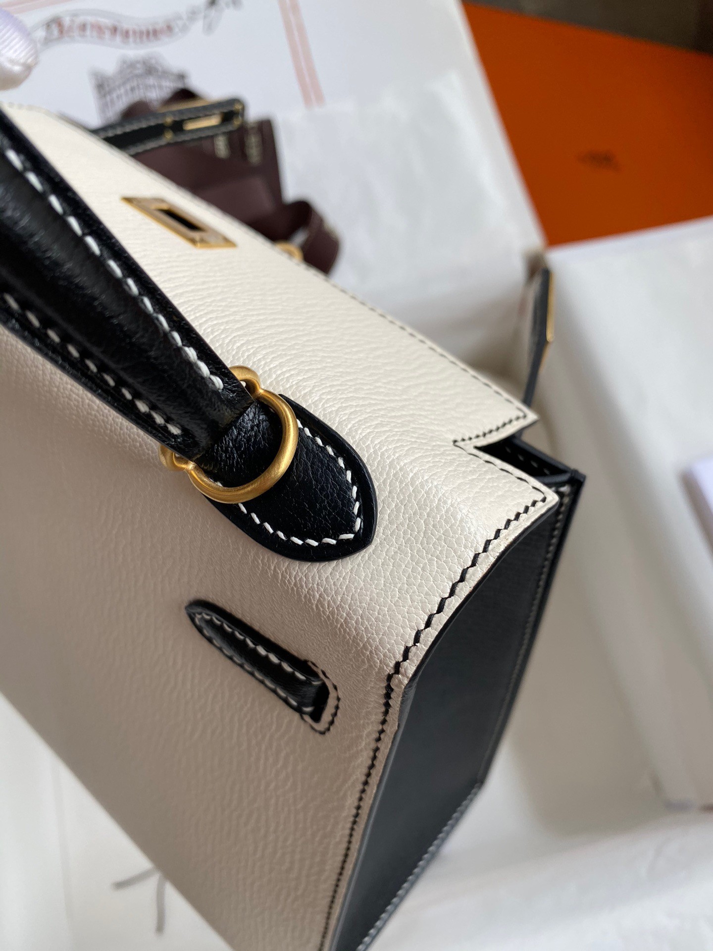 H**mes kelly sellier 25 bicolor bag in white and black mysore goatskin