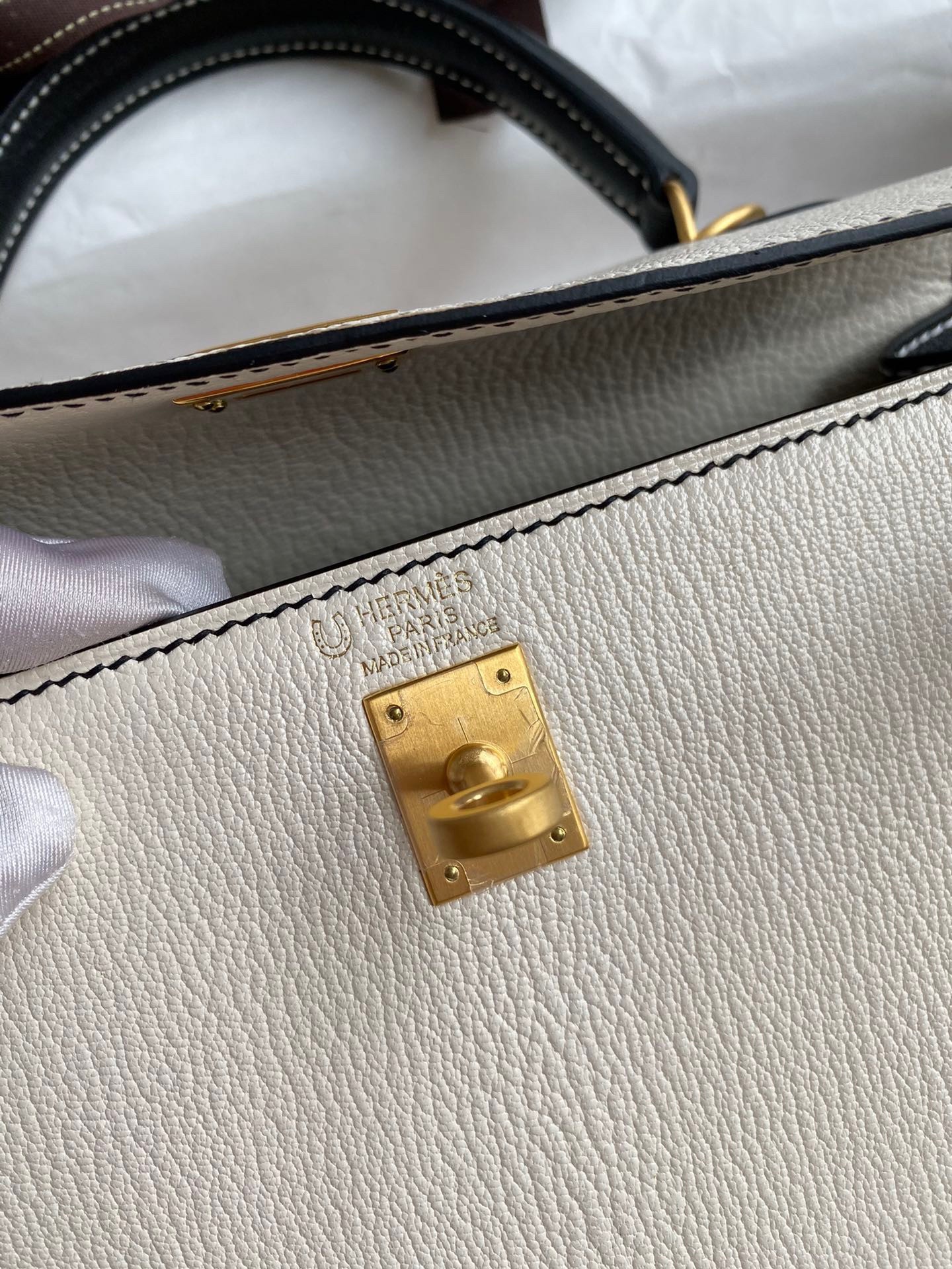 H**mes kelly sellier 25 bicolor bag in white and black mysore goatskin