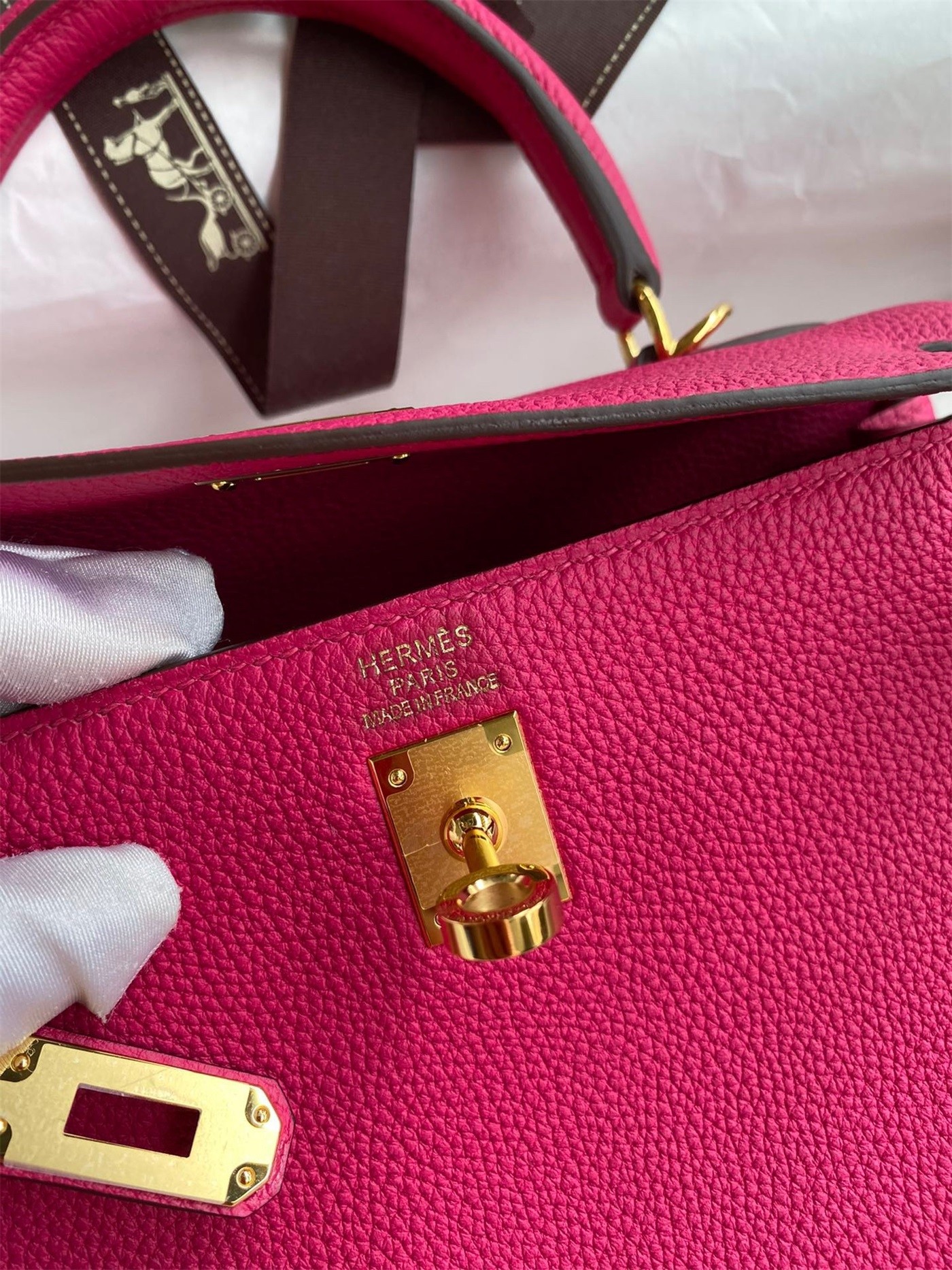 H**mes kelly retourne 25 handmade bag in framboise clemence leather