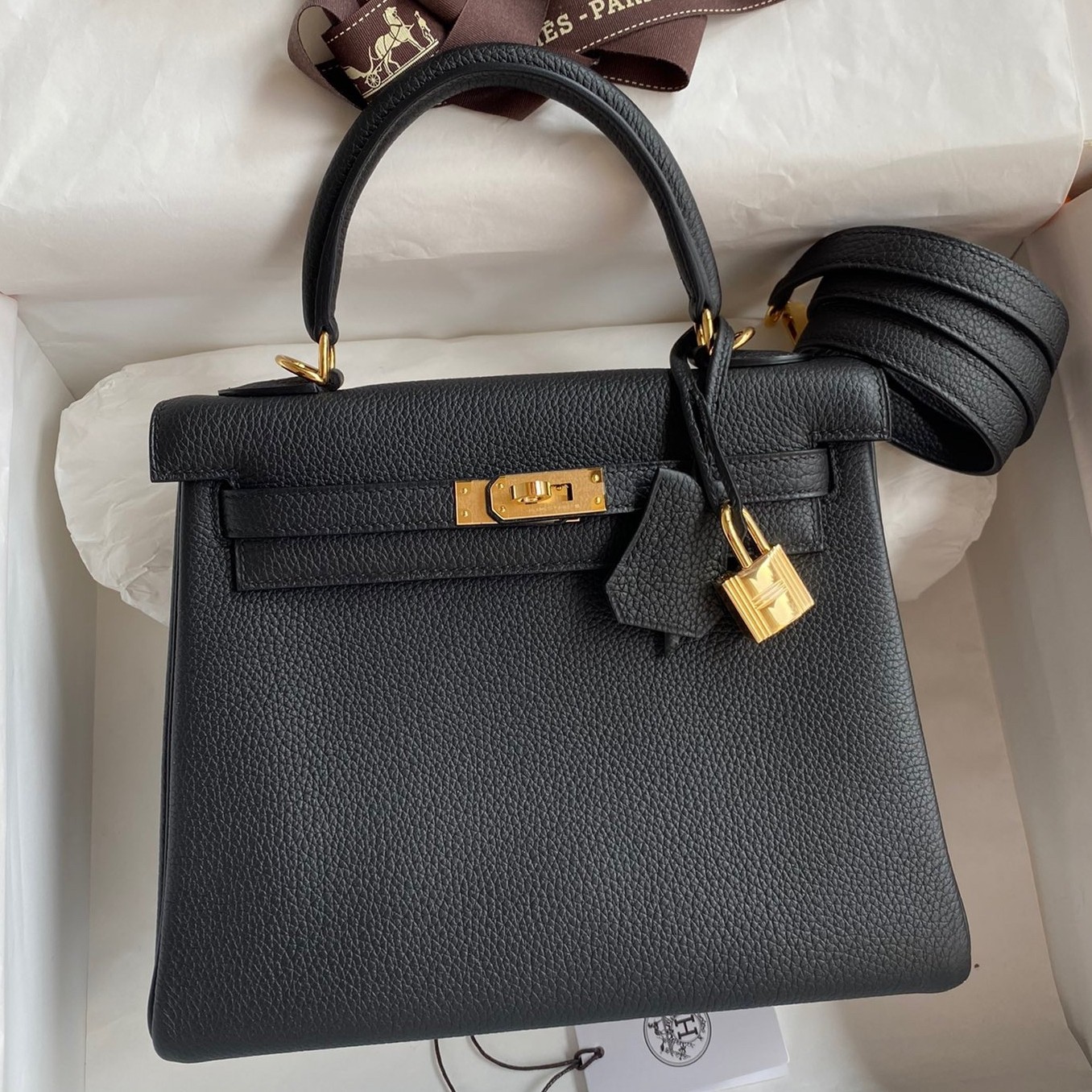 H**mes kelly retourne 25 handmade bag in black clemence leather