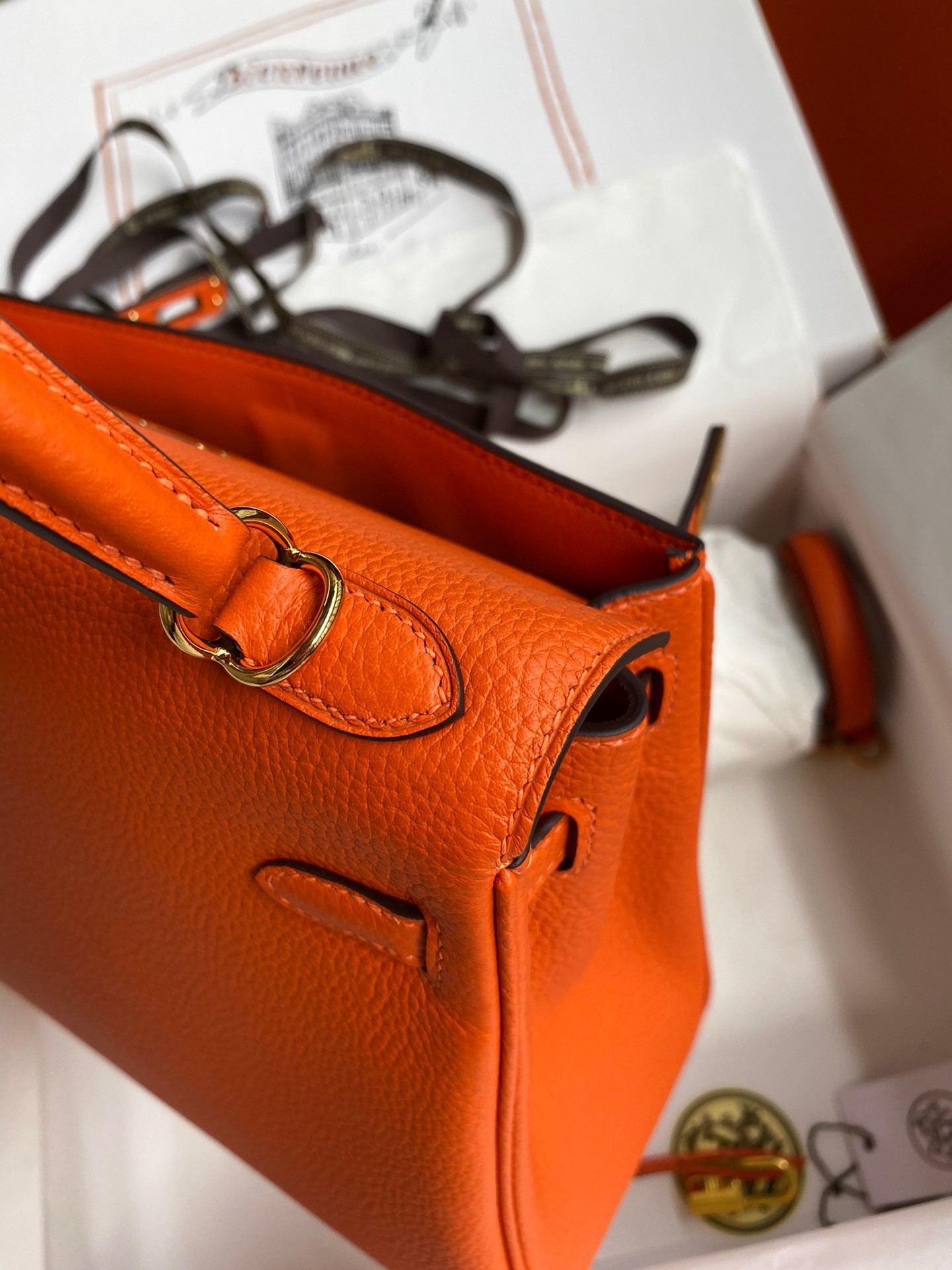 H**mes kelly retourne 25 handmade bag in orange clemence leather