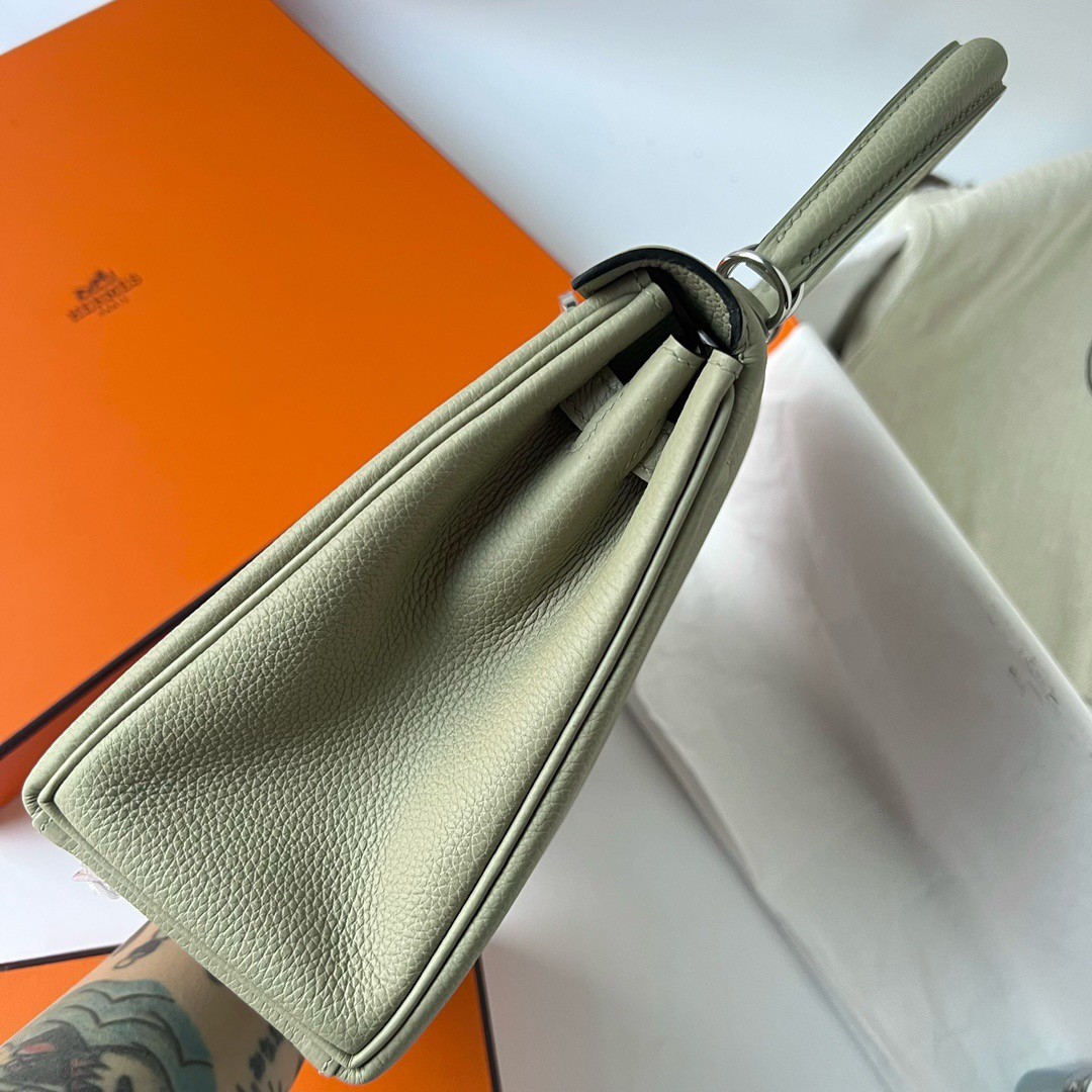 H**mes kelly retourne 25 handmade bag in sauge clemence leather