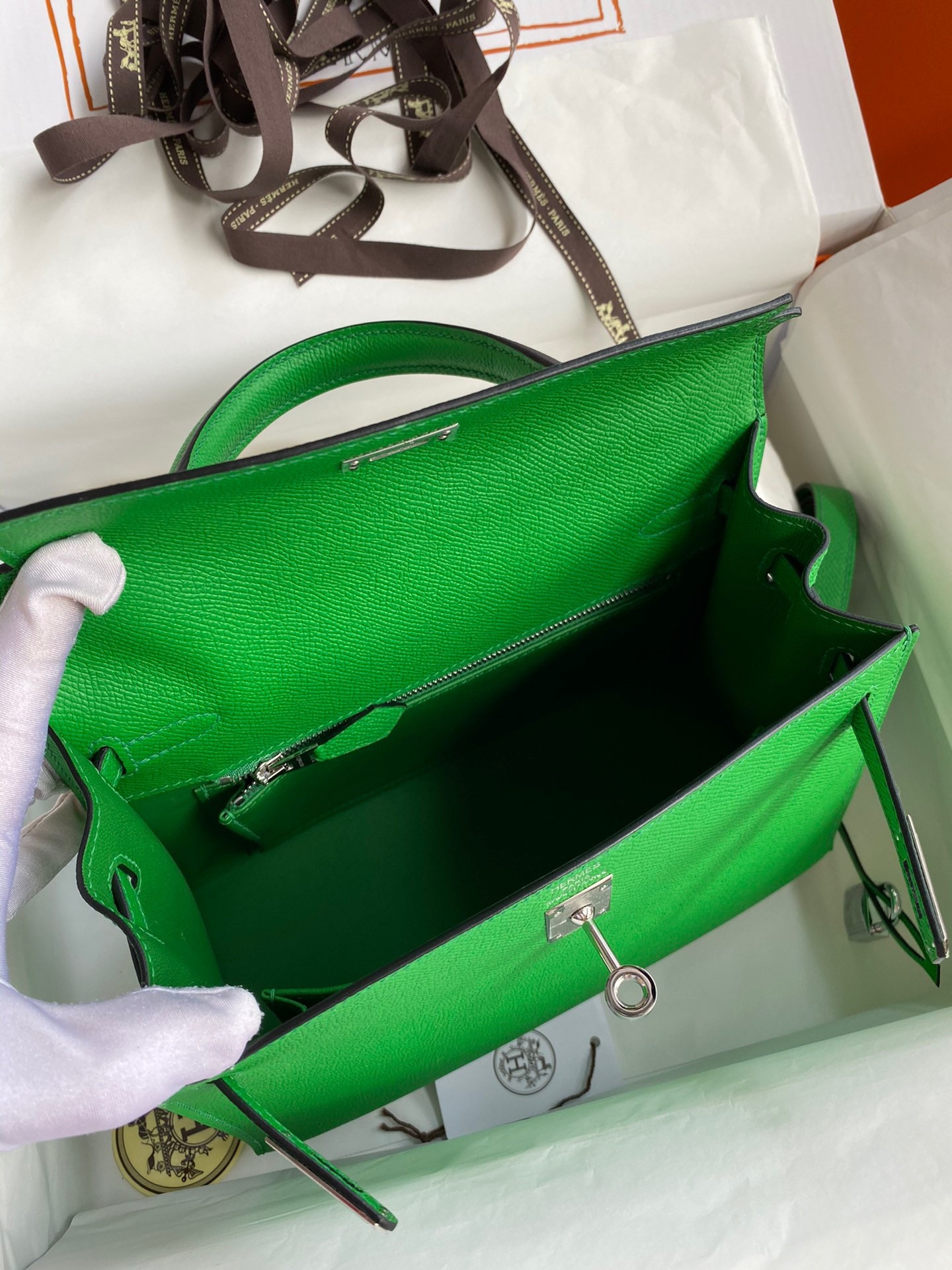 H**mes kelly sellier 25 handmade bag in bambou epsom calfskin