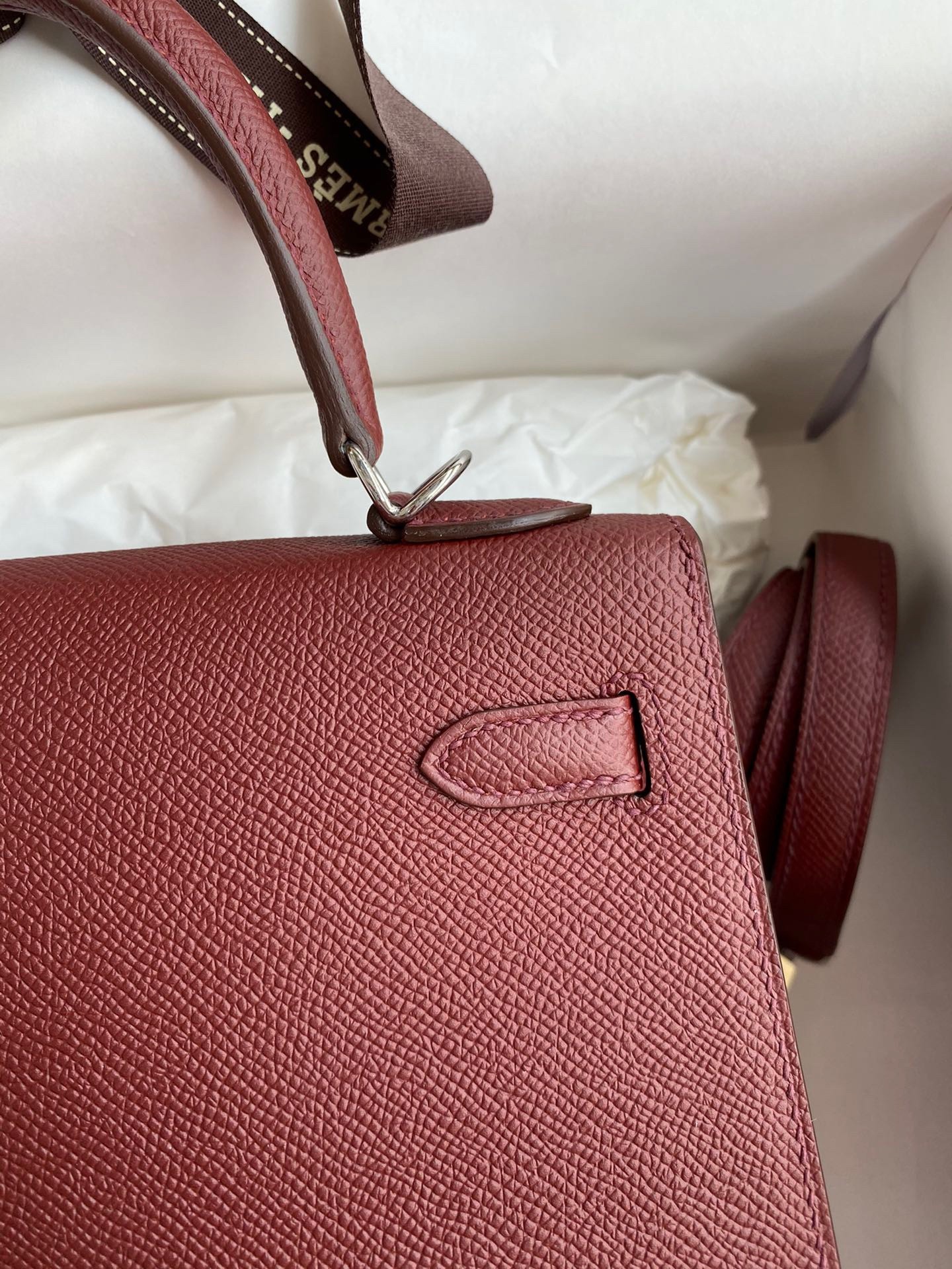 H**mes kelly sellier 25 handmade bag in bordeaux epsom calfskin