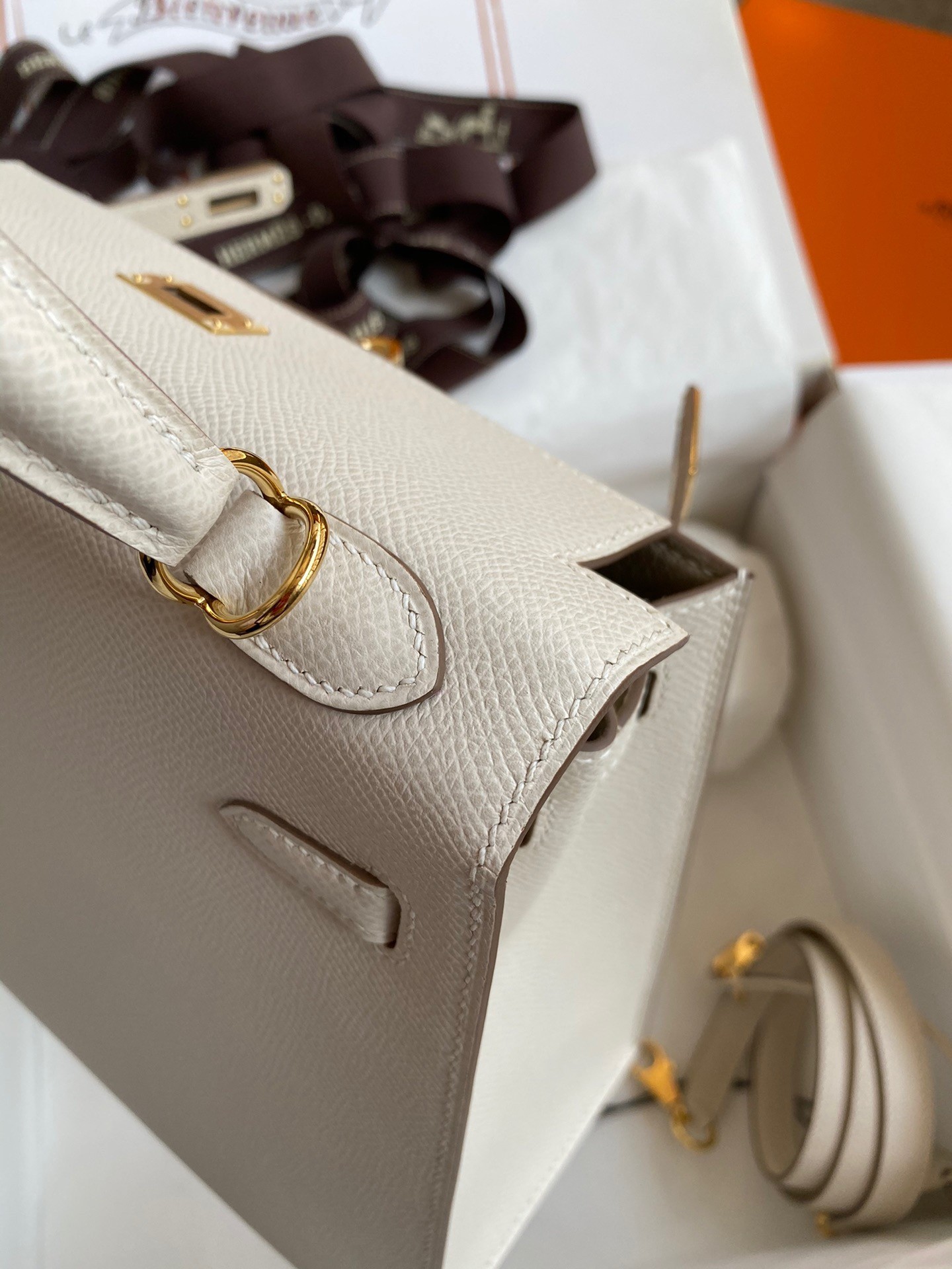 H**mes kelly sellier 25 handmade bag in craie epsom calfskin
