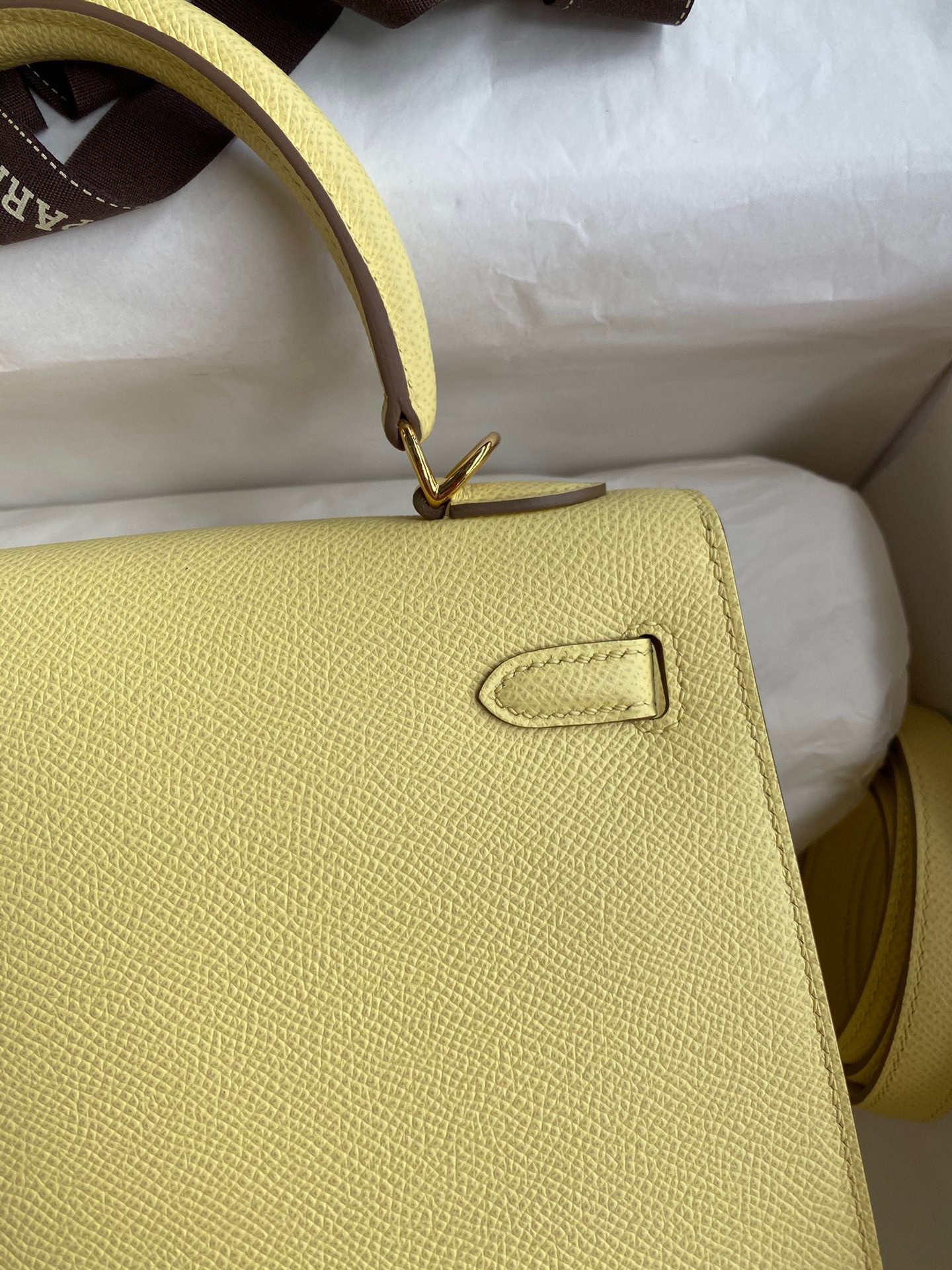 H**mes kelly sellier 25 handmade bag in jaune poussin epsom calfskin