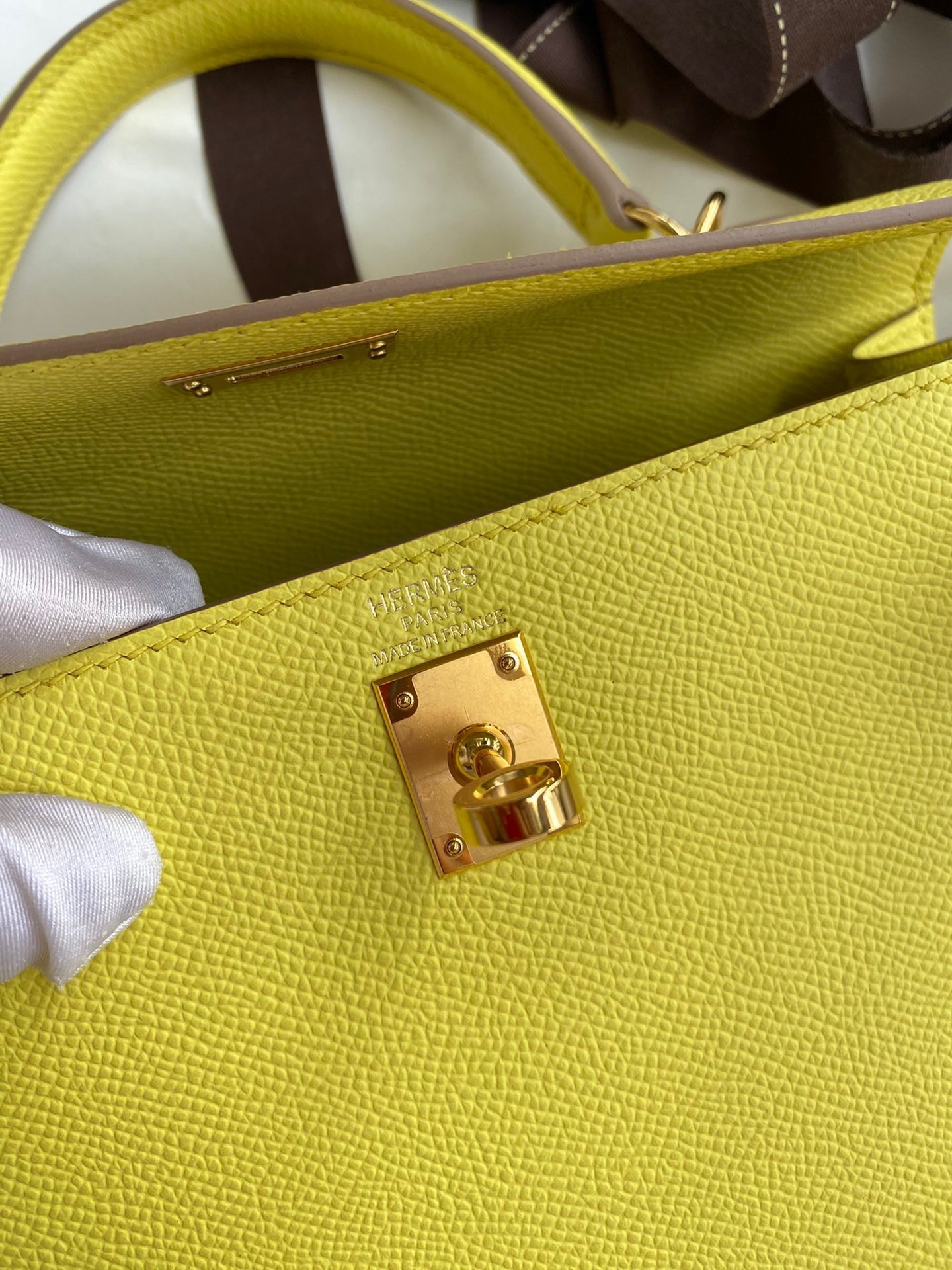 H**mes kelly sellier 25 handmade bag in lime epsom calfskin