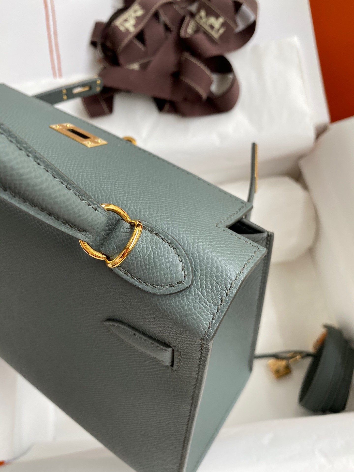 H**mes kelly sellier 25 handmade bag in vert amande epsom calfskin