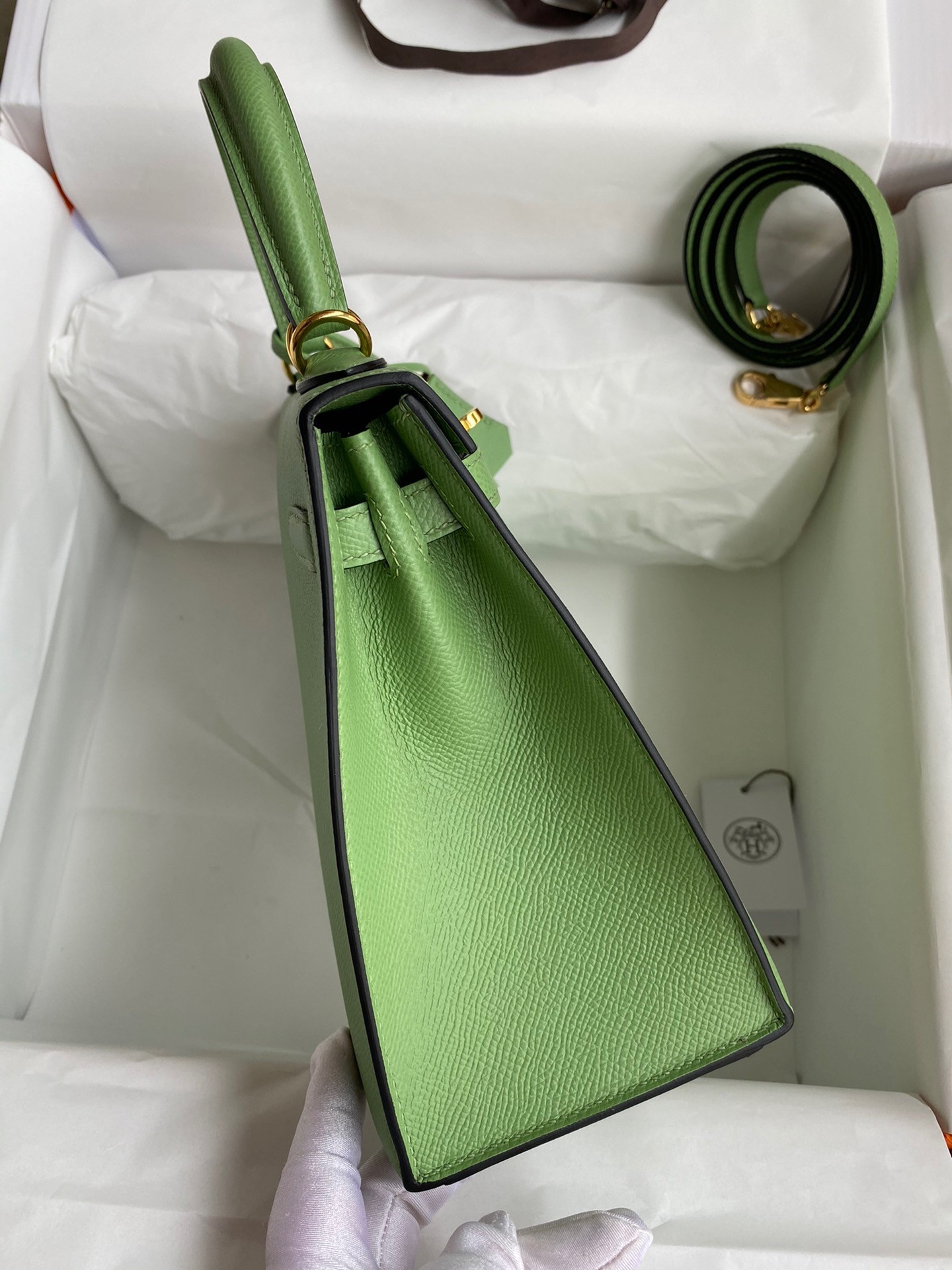 H**mes kelly sellier 25 handmade bag in vert criquet epsom calfskin