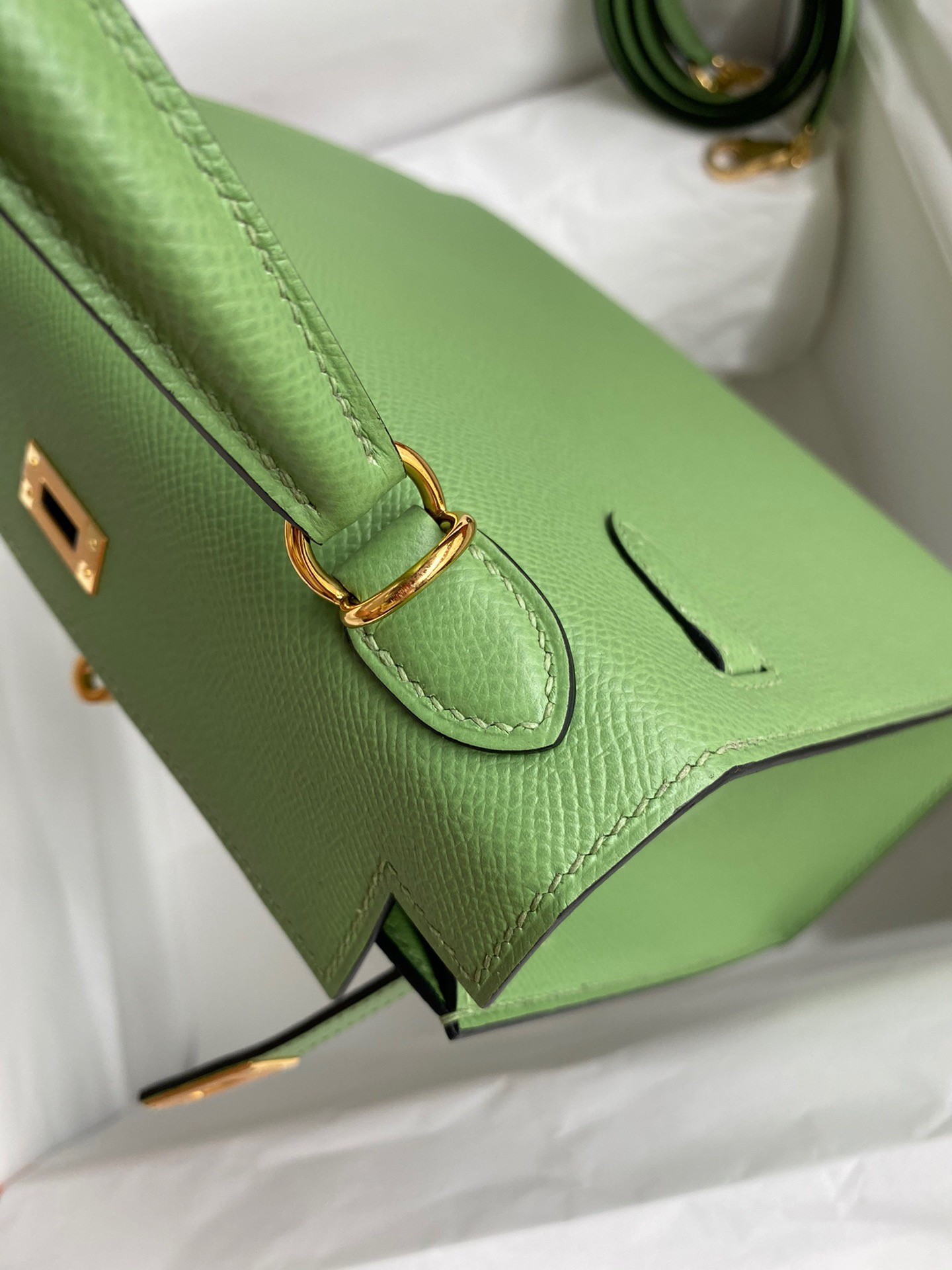 H**mes kelly sellier 25 handmade bag in vert criquet epsom calfskin