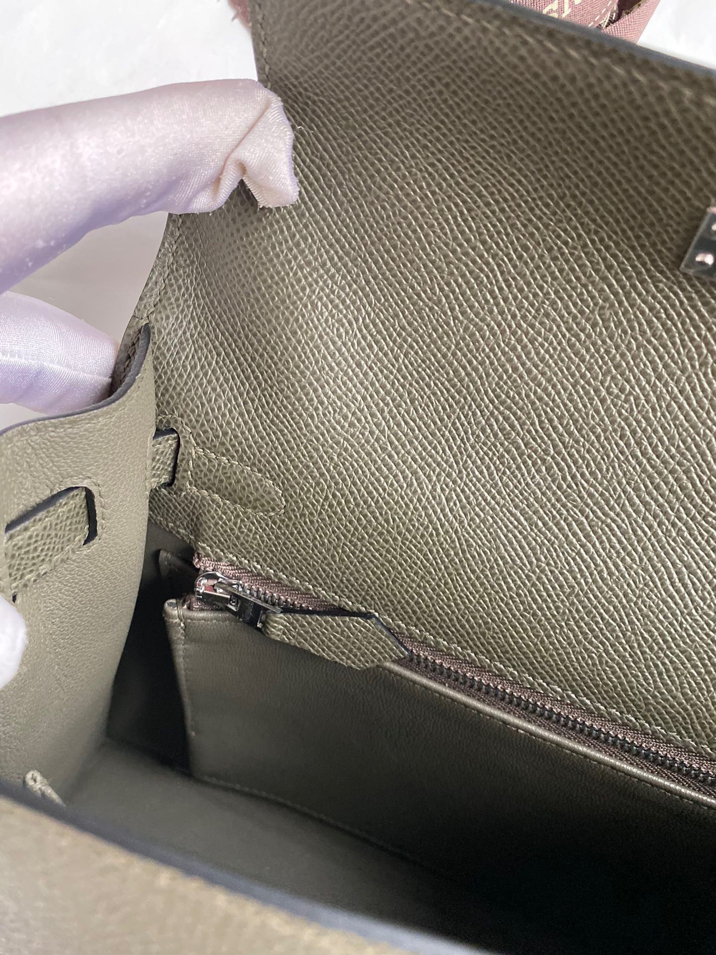 H**mes kelly sellier 25 handmade bag in vert de gris epsom calfskin