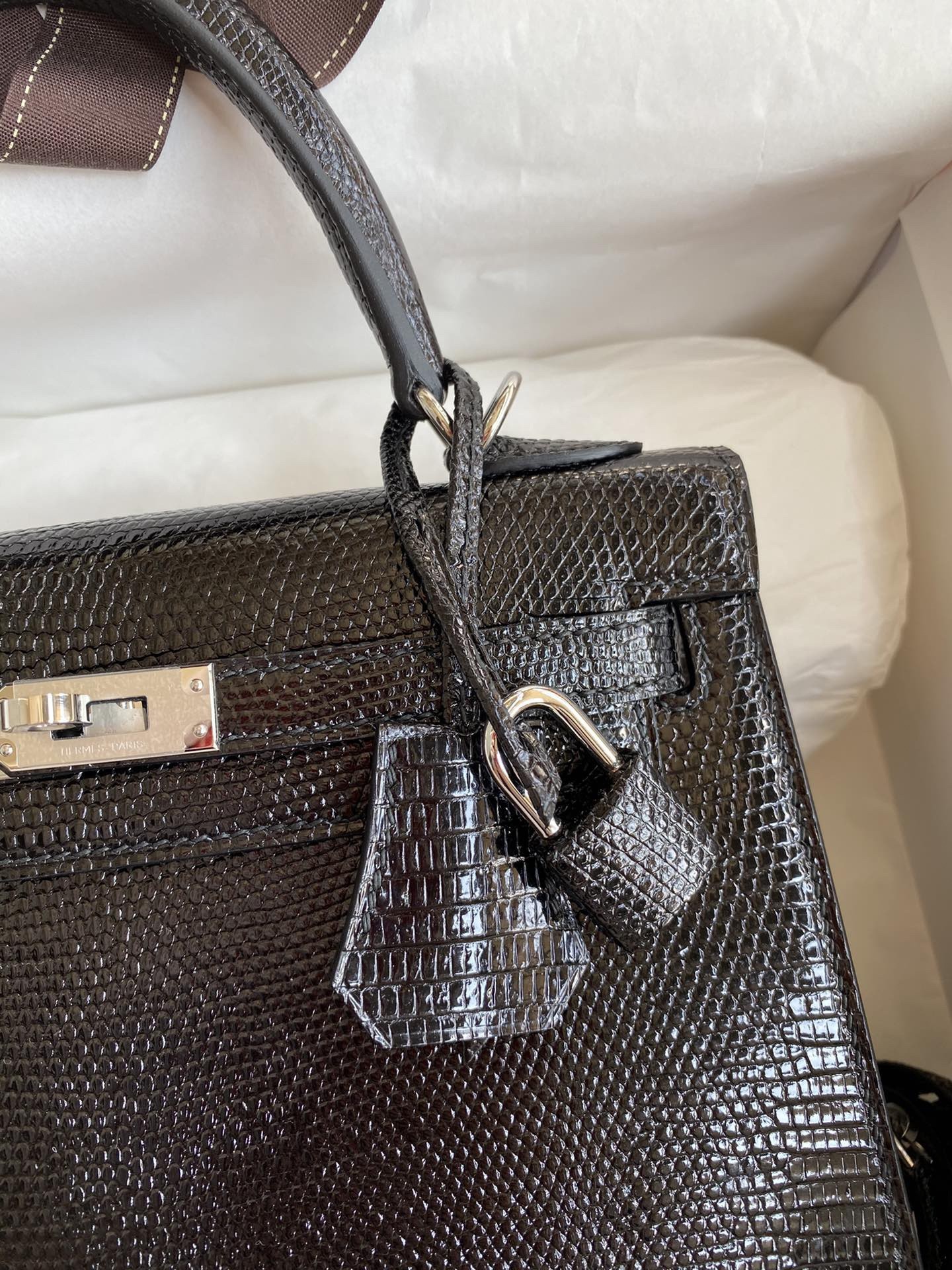 H**mes kelly sellier 25 handmade bag in black lizard leather