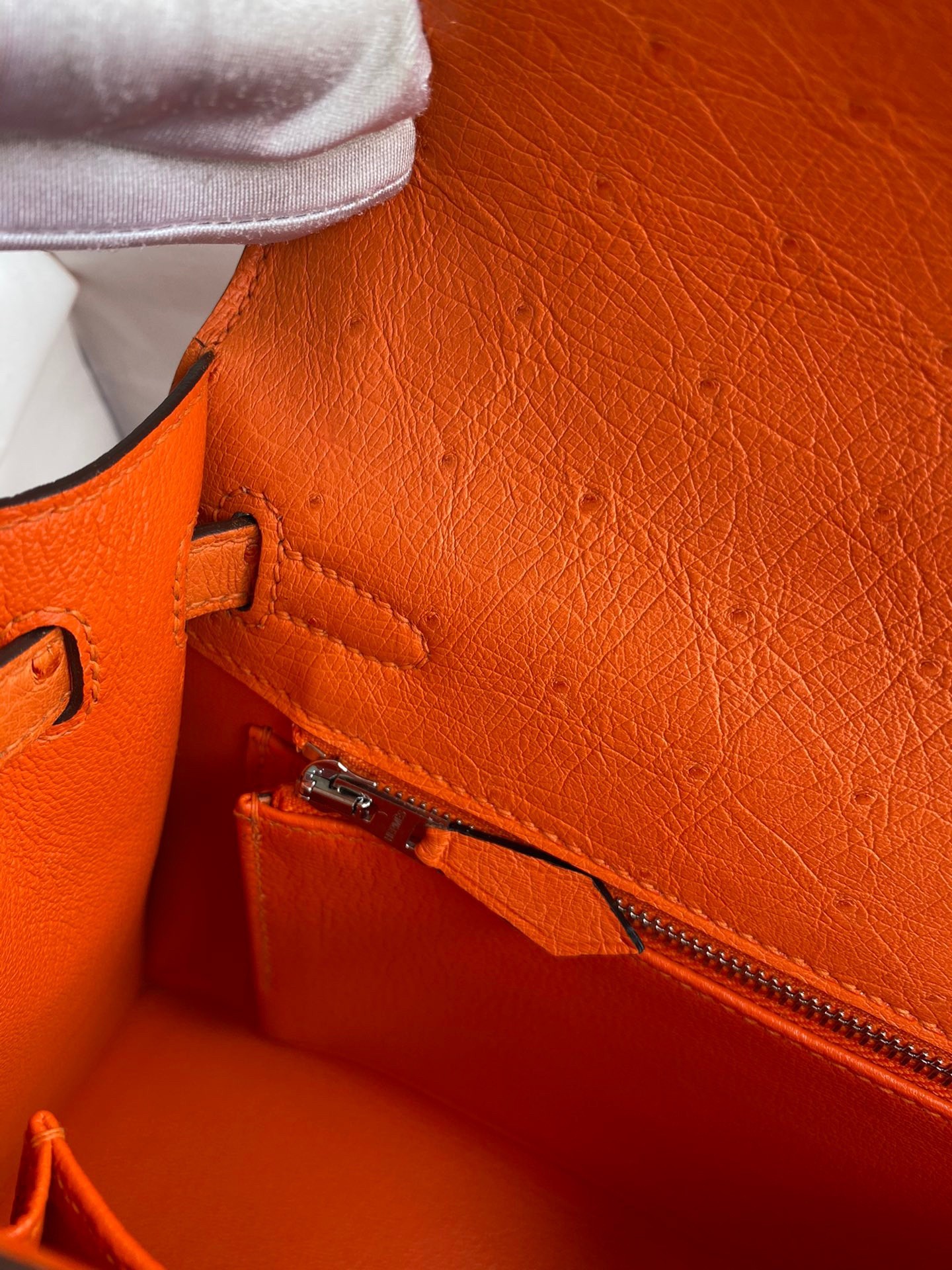 H**mes kelly sellier 25 handmade bag in orange ostrich leather