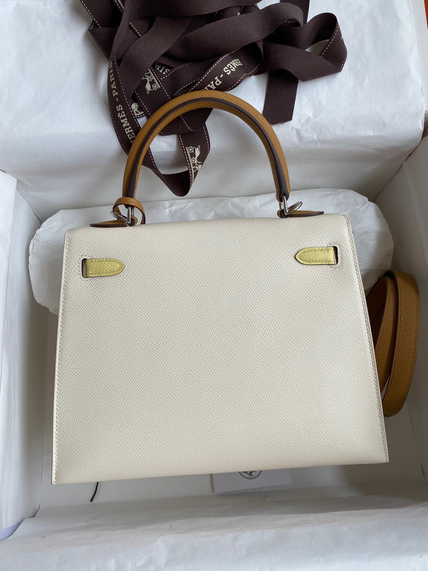 H**mes kelly sellier 25 tricolor bag in craie/sesame/yellow epsom calfskin