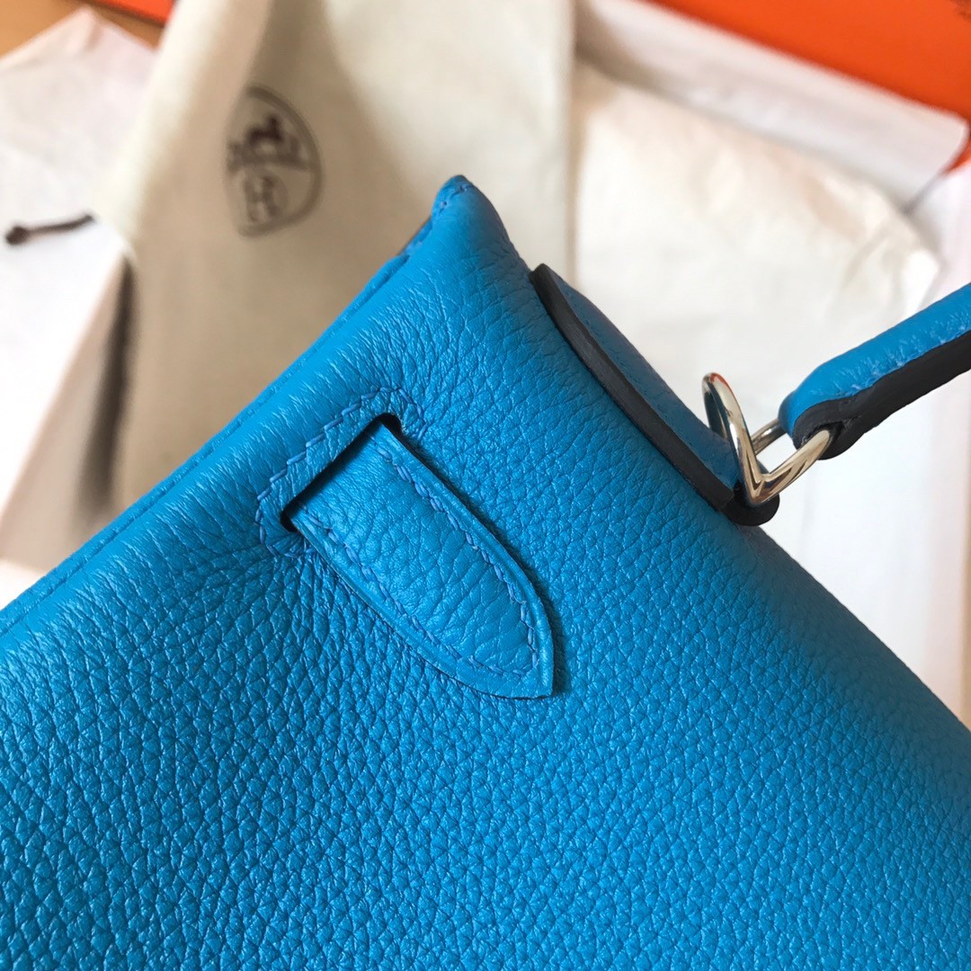 H**mes kelly retourne 28 handmade bag in blue zanzibar clemence leather