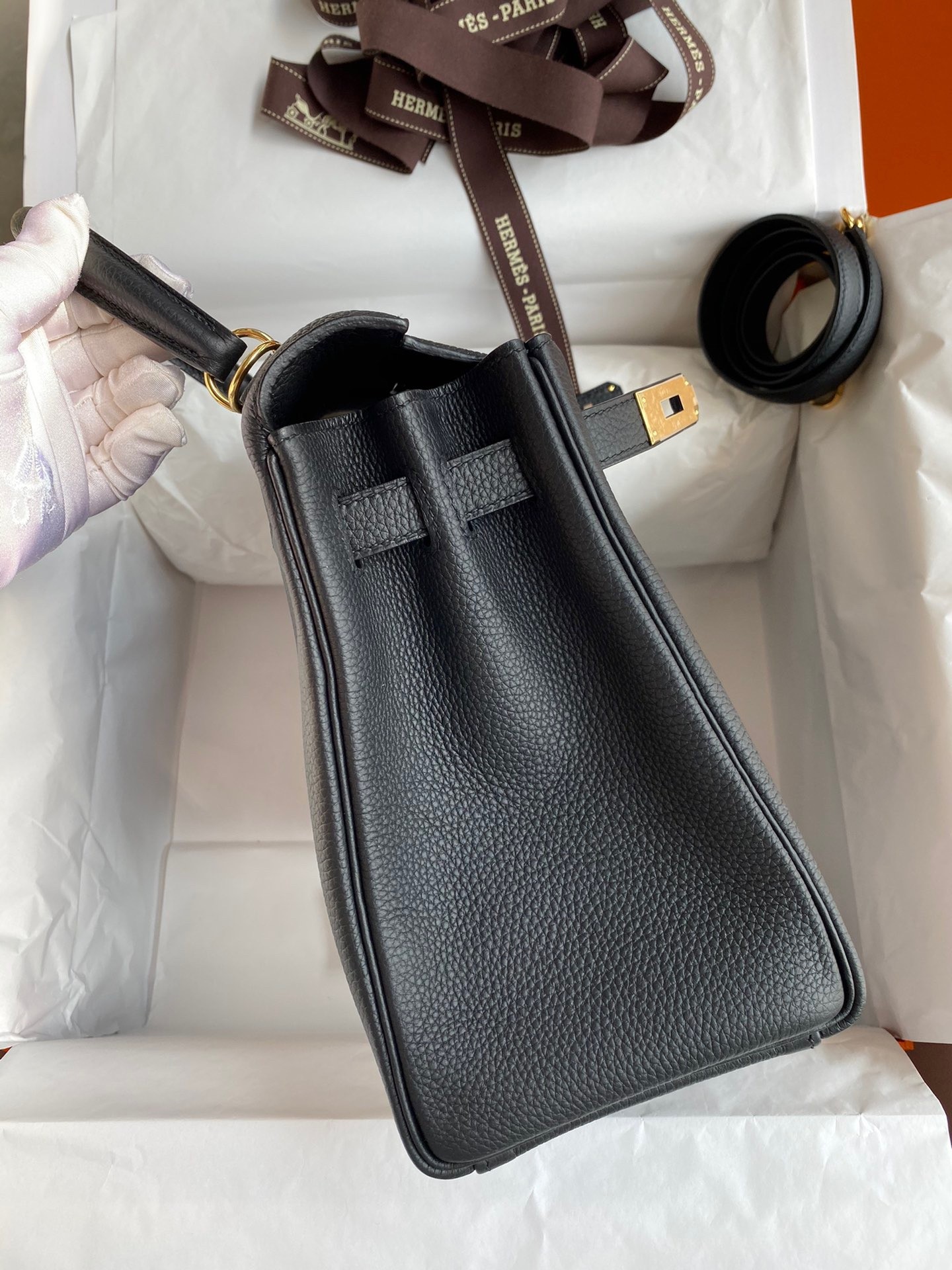 H**mes kelly retourne 28 handmade bag in black clemence leather