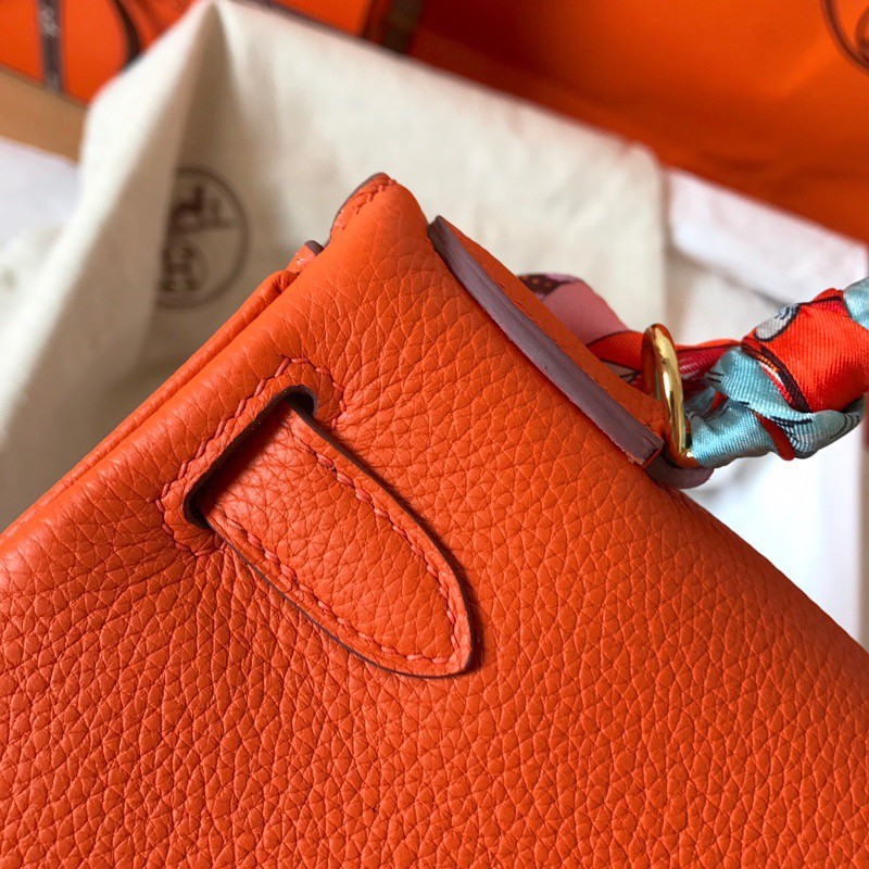 H**mes kelly retourne 28 handmade bag in orange clemence leather