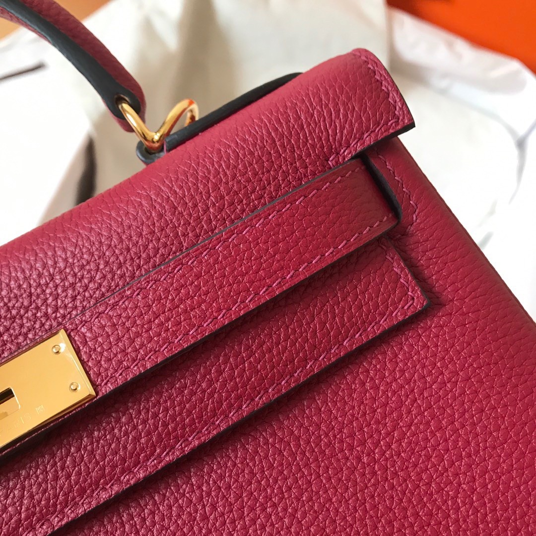 H**mes kelly retourne 28 handmade bag in ruby clemence leather