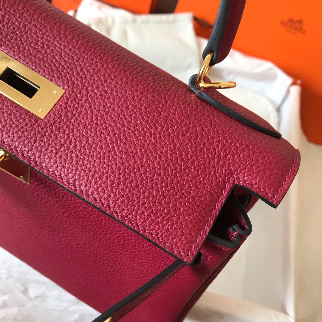 H**mes kelly retourne 28 handmade bag in ruby clemence leather