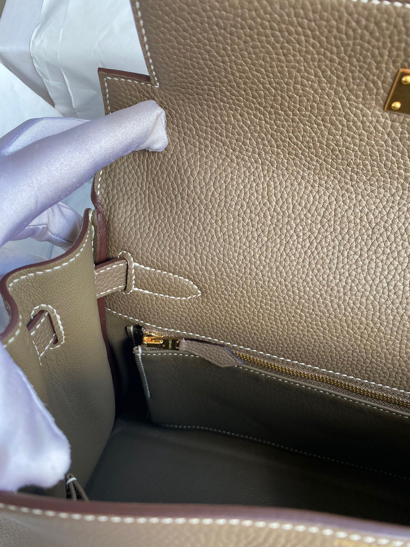 H**mes kelly retourne 28 handmade bag in taupe clemence leather