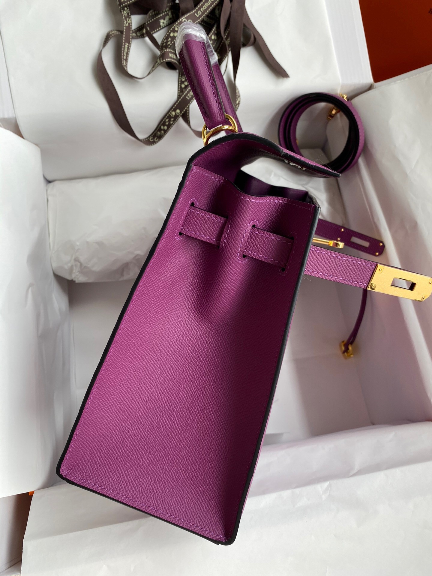 H**mes kelly sellier 28 handmade bag in anemone epsom calfskin