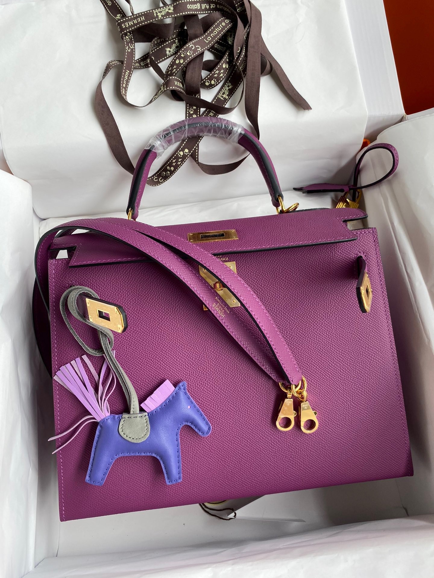 H**mes kelly sellier 28 handmade bag in anemone epsom calfskin