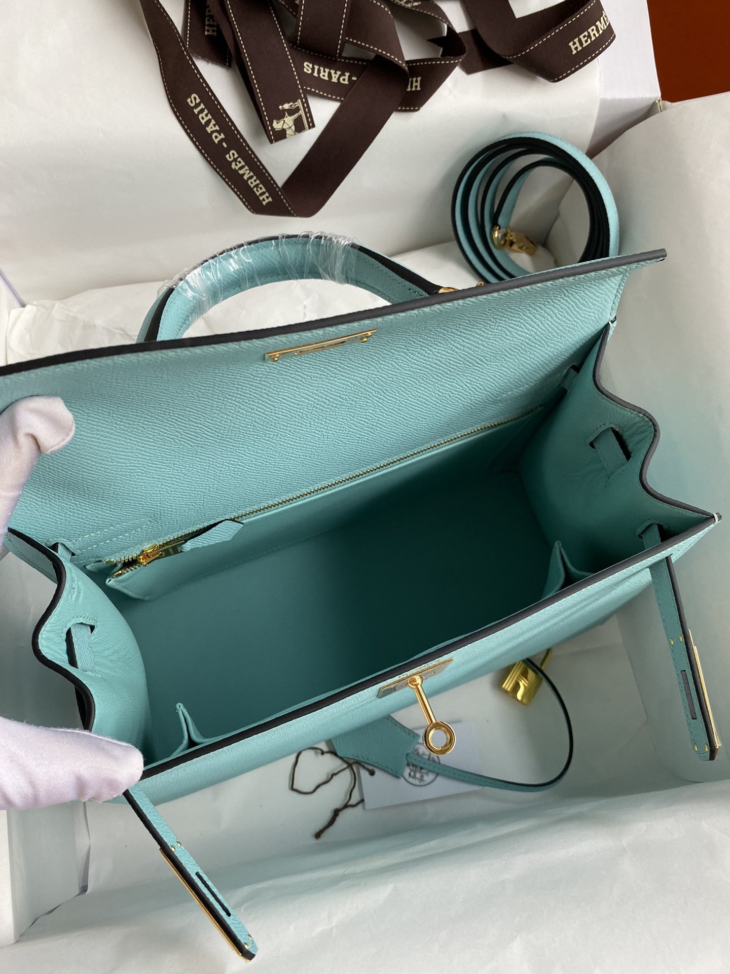 H**mes kelly sellier 28 handmade bag in blue atoll epsom calfskin