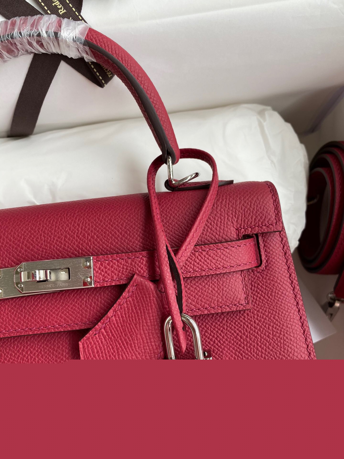 H**mes kelly sellier 28 handmade bag in ruby epsom calfskin