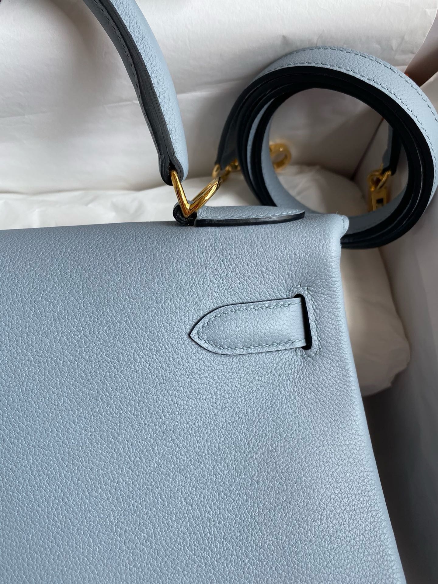 H**mes kelly retourne 28 handmade bag in blue lin evercolor calfskin