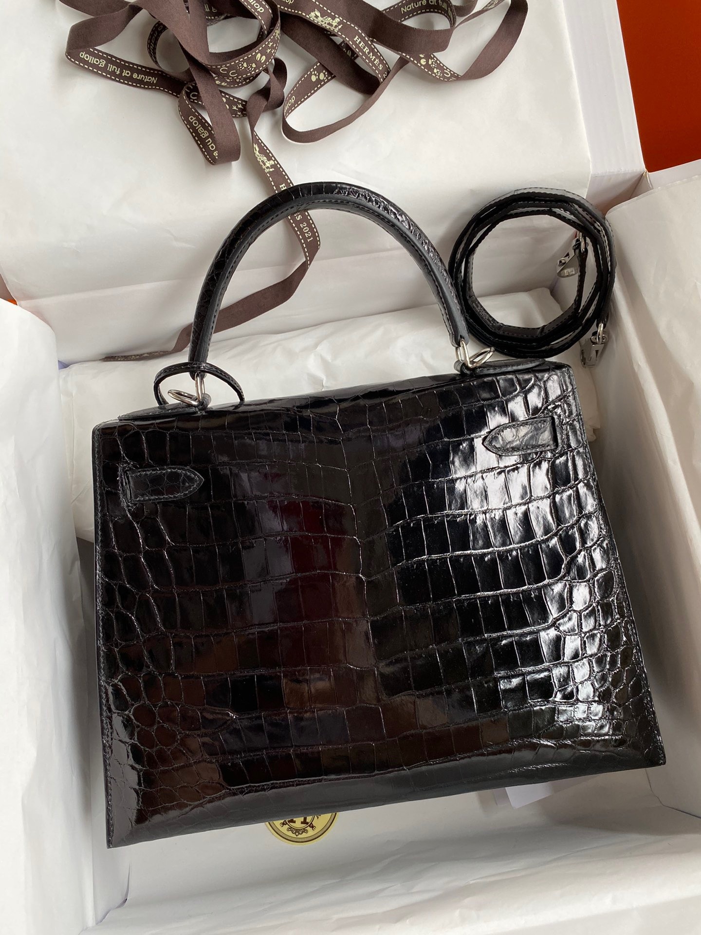 H**mes kelly sellier 28 handmade bag in black crocodile niloticus shiny skin