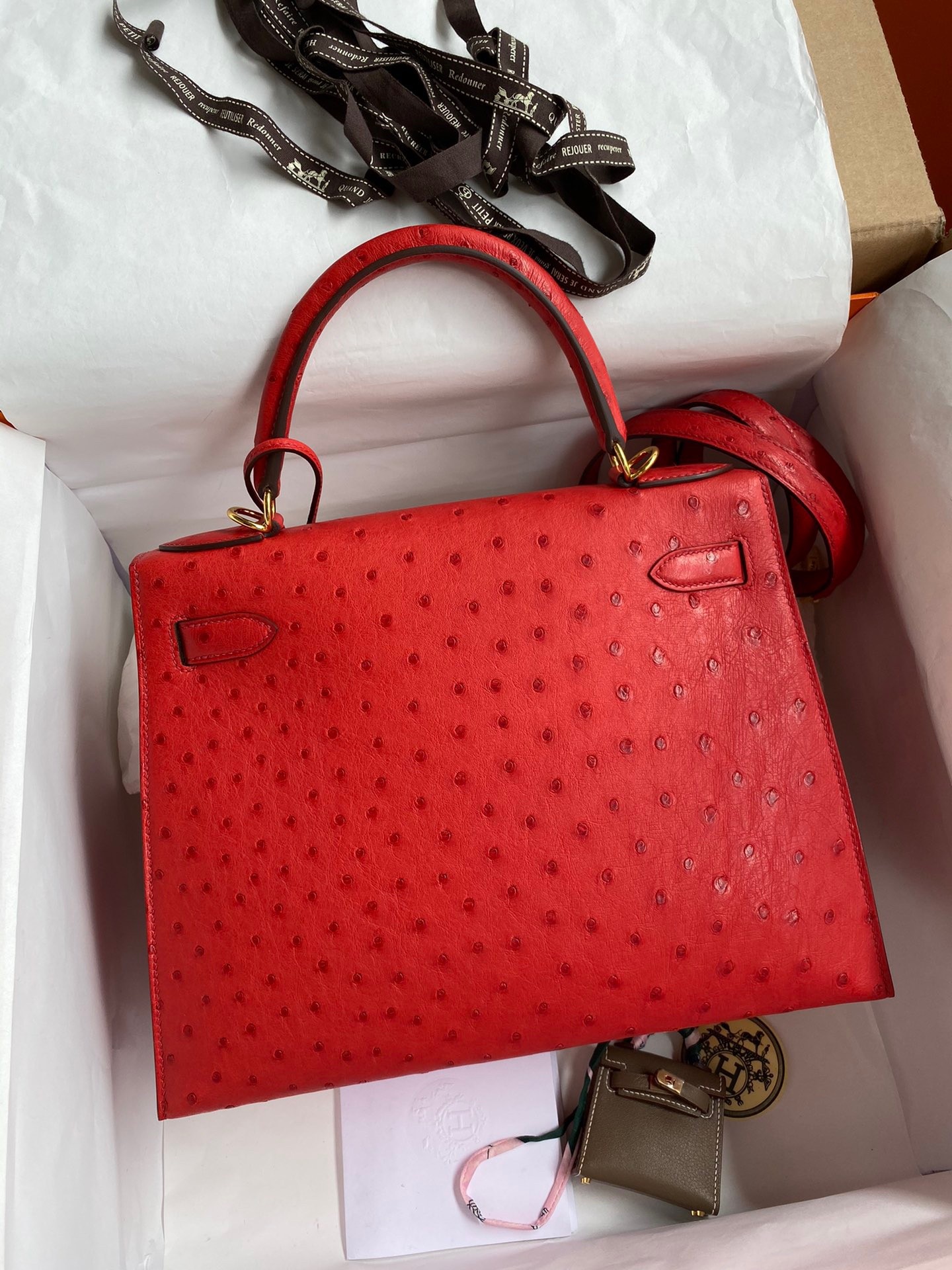 H**mes kelly sellier 28 handmade bag in red ostrich leather