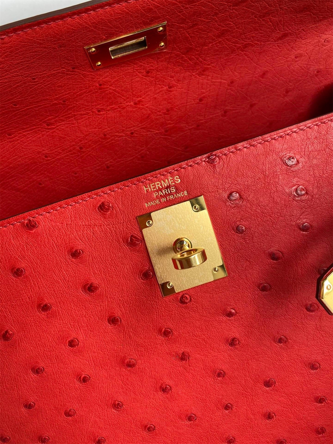 H**mes kelly sellier 28 handmade bag in red ostrich leather