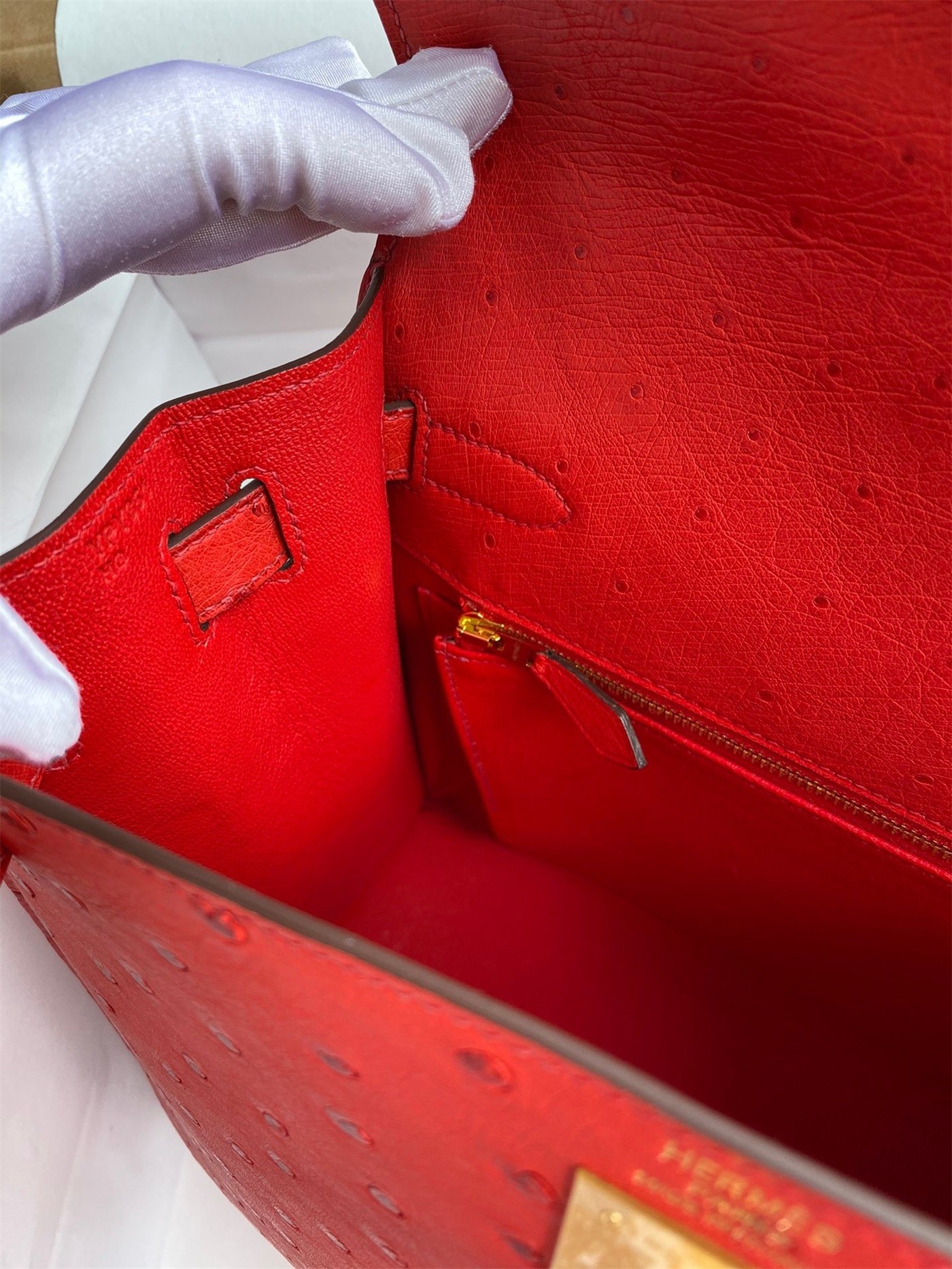 H**mes kelly sellier 28 handmade bag in red ostrich leather