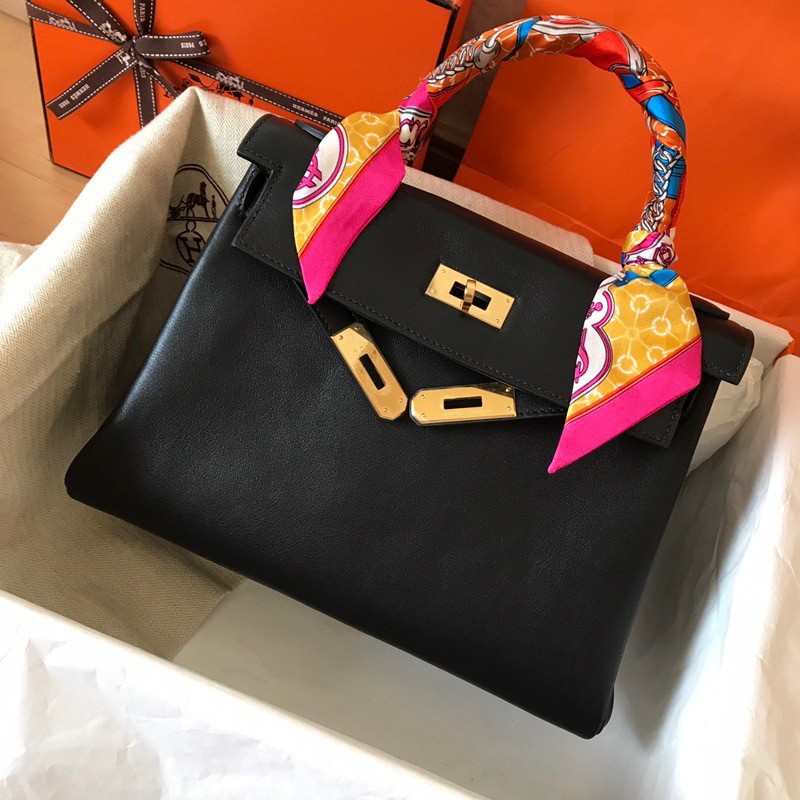H**mes kelly retourne 28 handmade bag in black swift calfskin