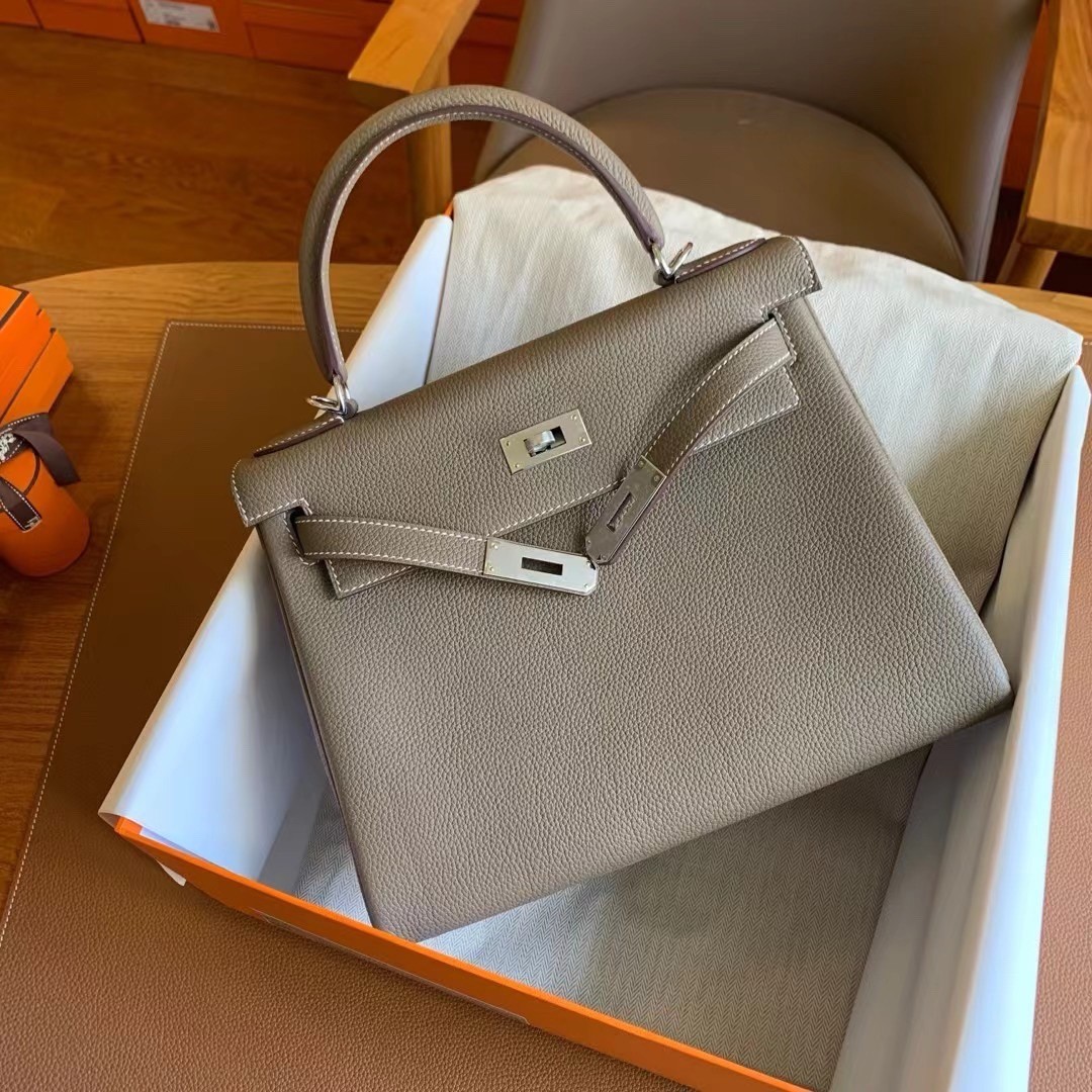 H**mes kelly retourne 28 handmade bag in taupe togo leather