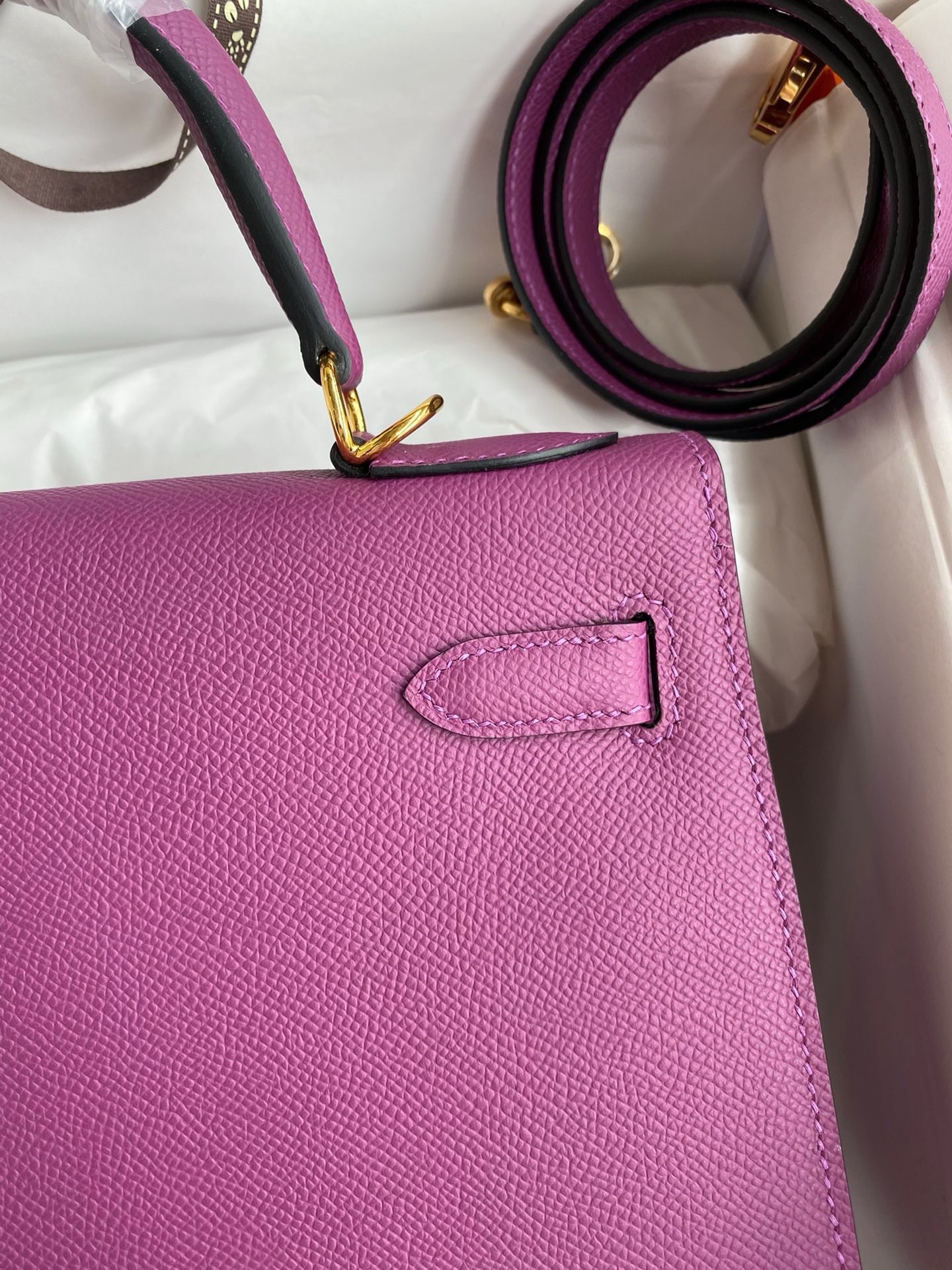 H**mes kelly sellier 32 handmade bag in anemone epsom calfskin