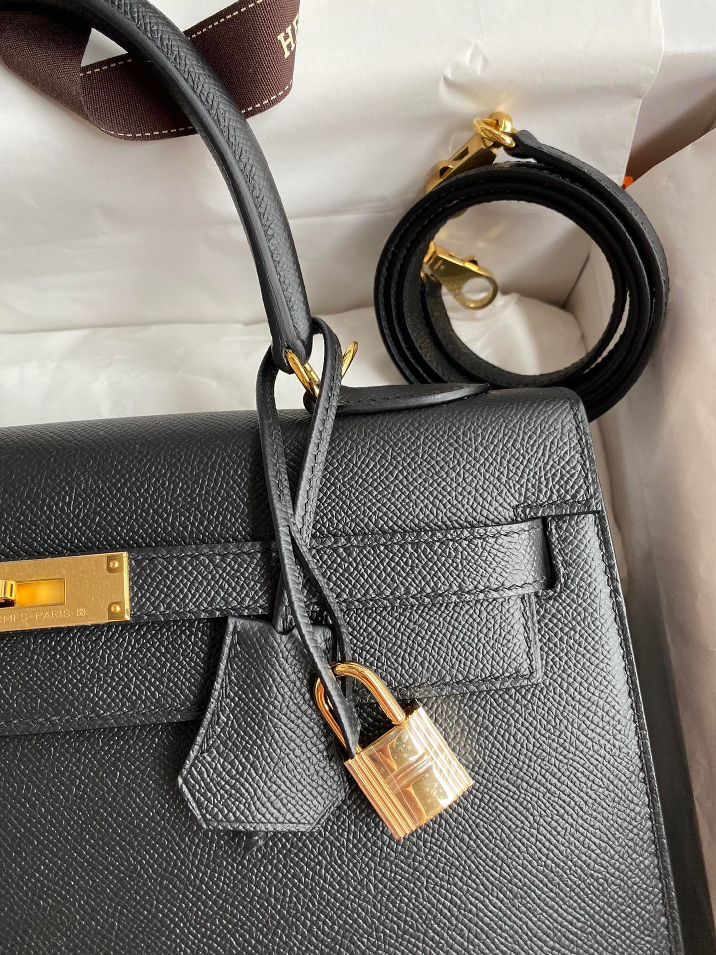 H**mes kelly sellier 32 handmade bag in black epsom calfskin