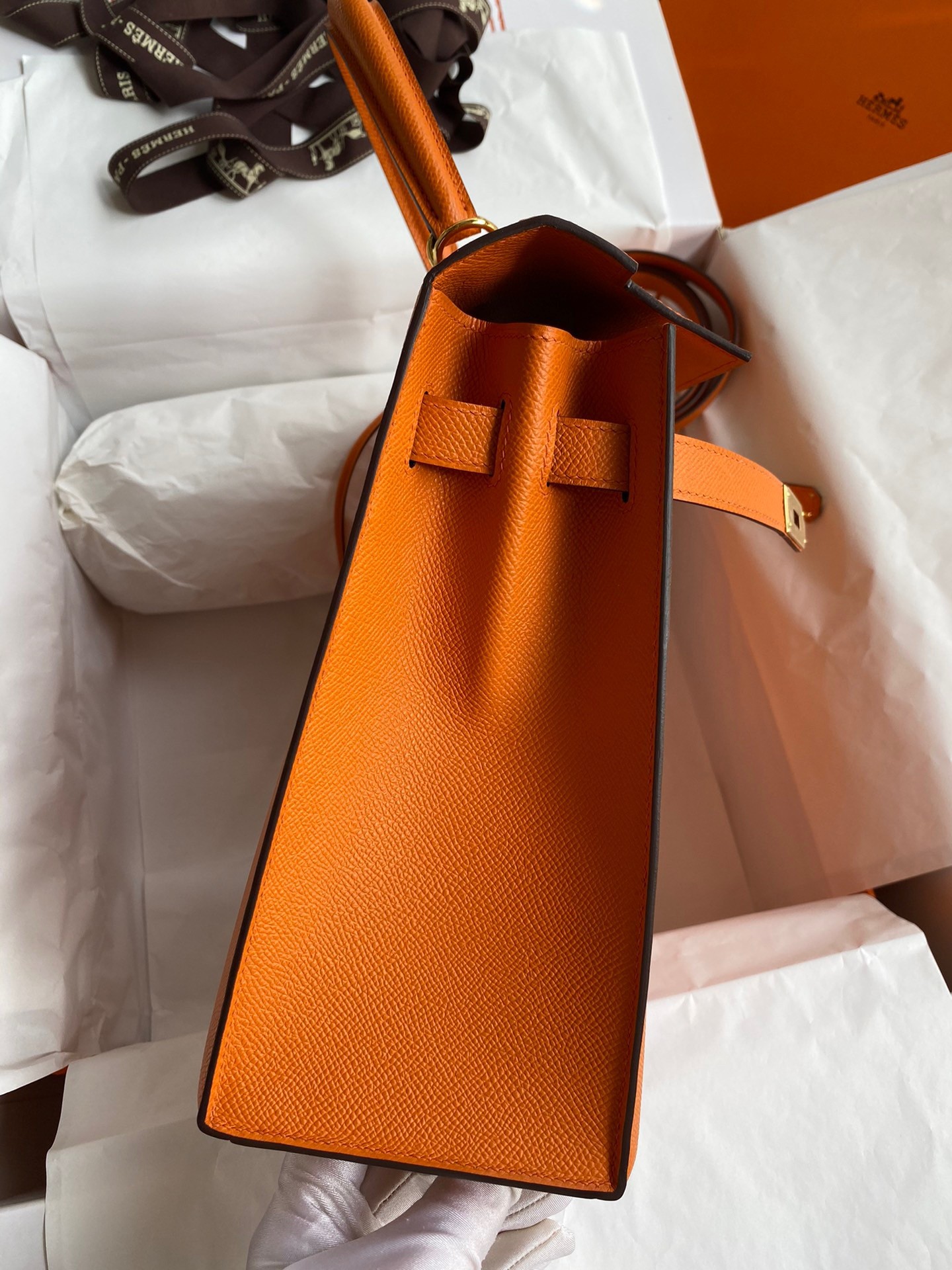 H**mes kelly sellier 32 handmade bag in orange epsom calfskin