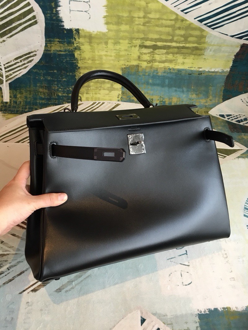 H**mes kelly sellier 35 handmade bag in black box calfskin